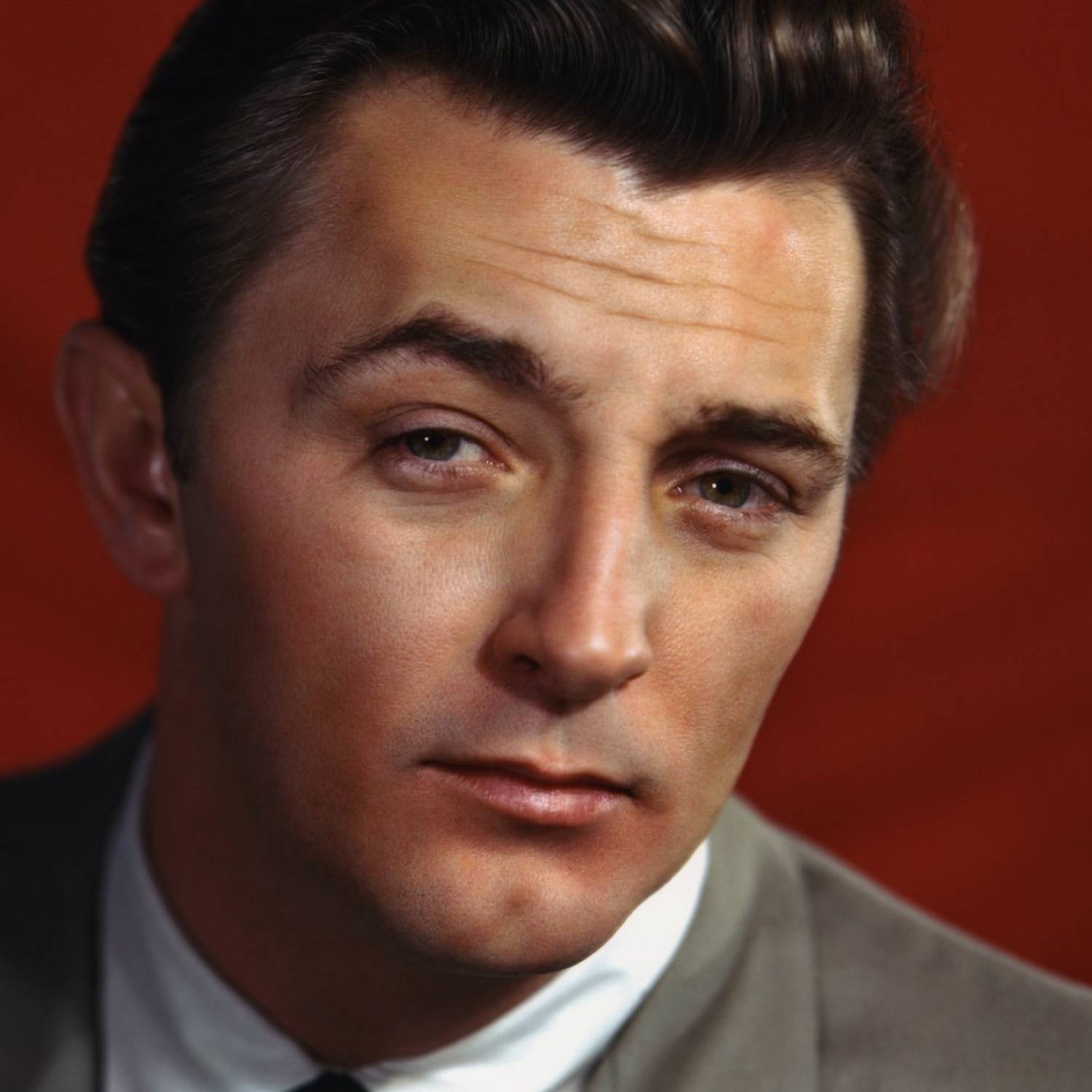Robert Mitchum photo
