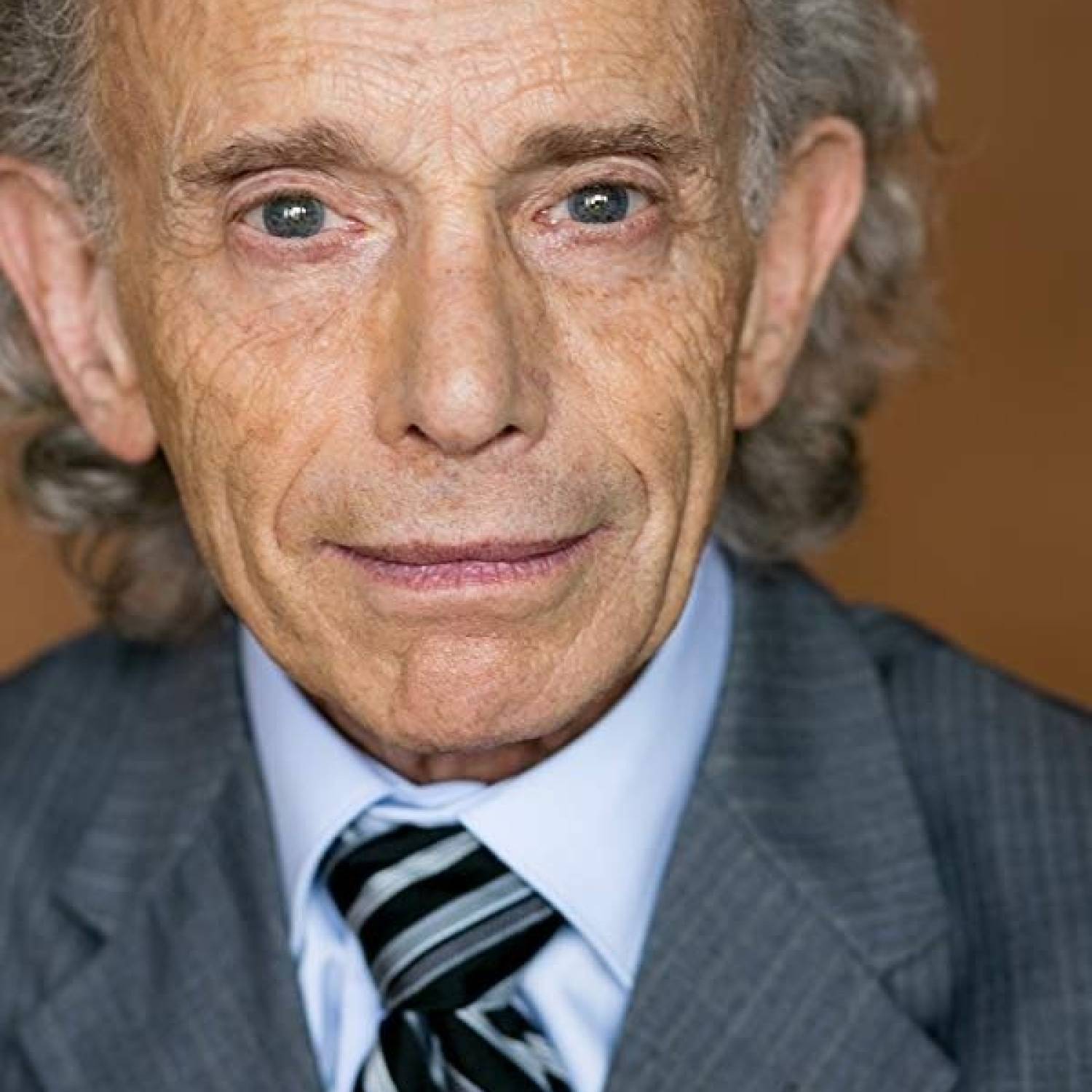 Robert Towers photo