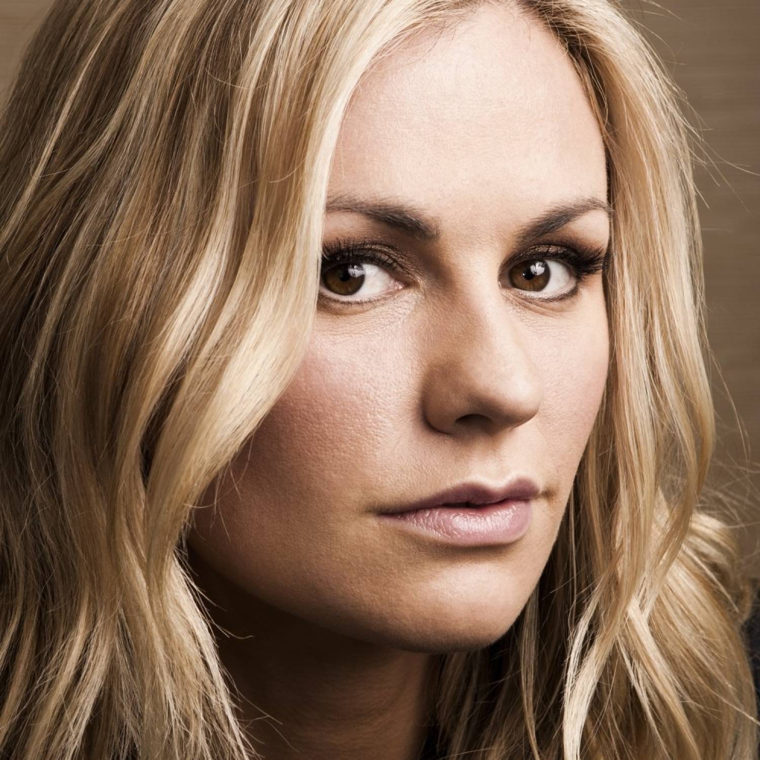 Anna Paquin photo