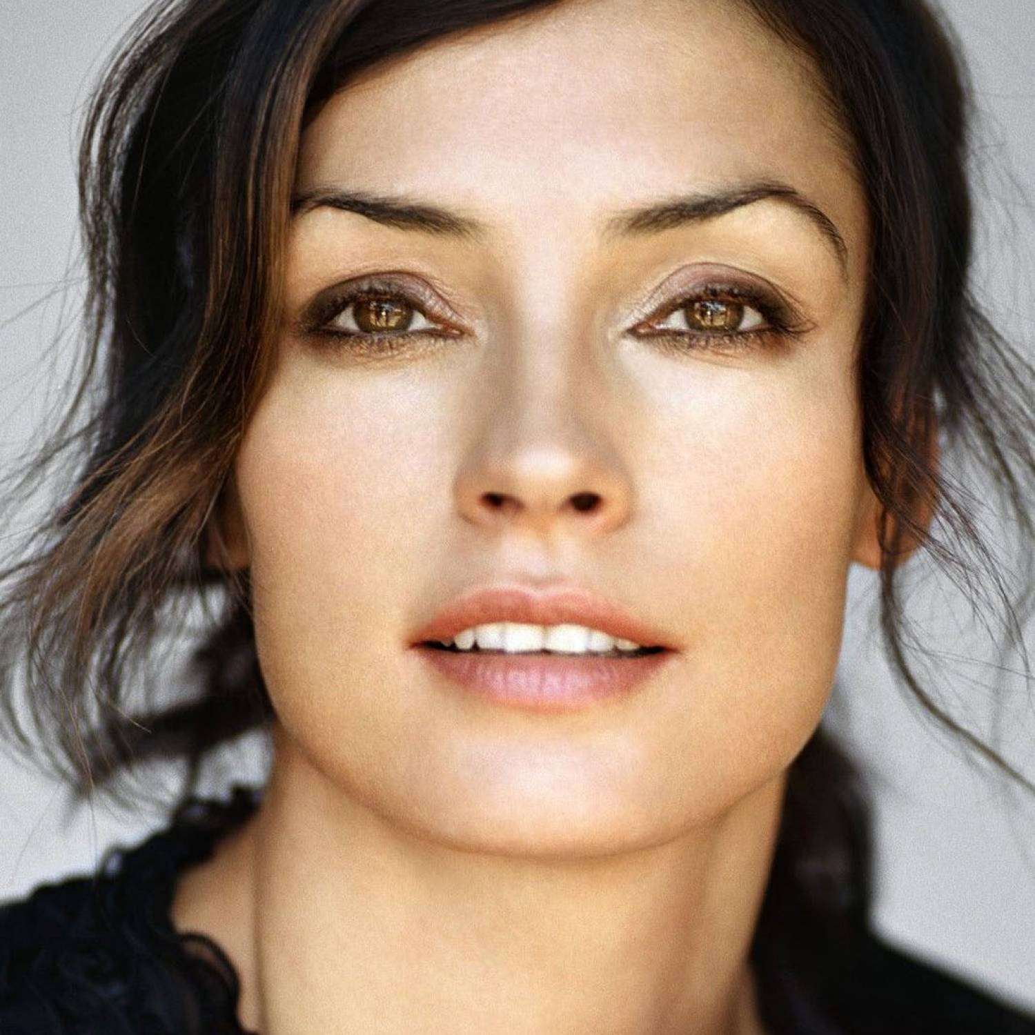 Famke Janssen photo