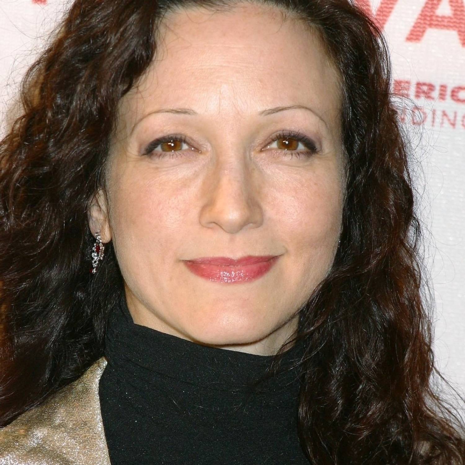 Bebe Neuwirth photo