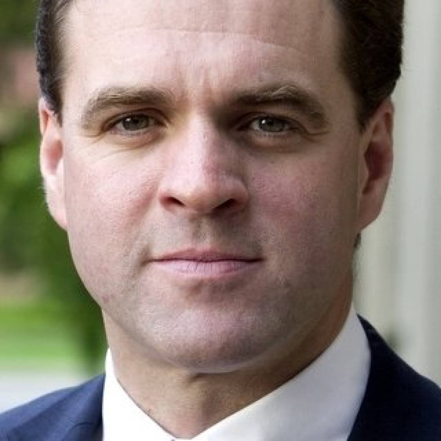Niall Ferguson photo