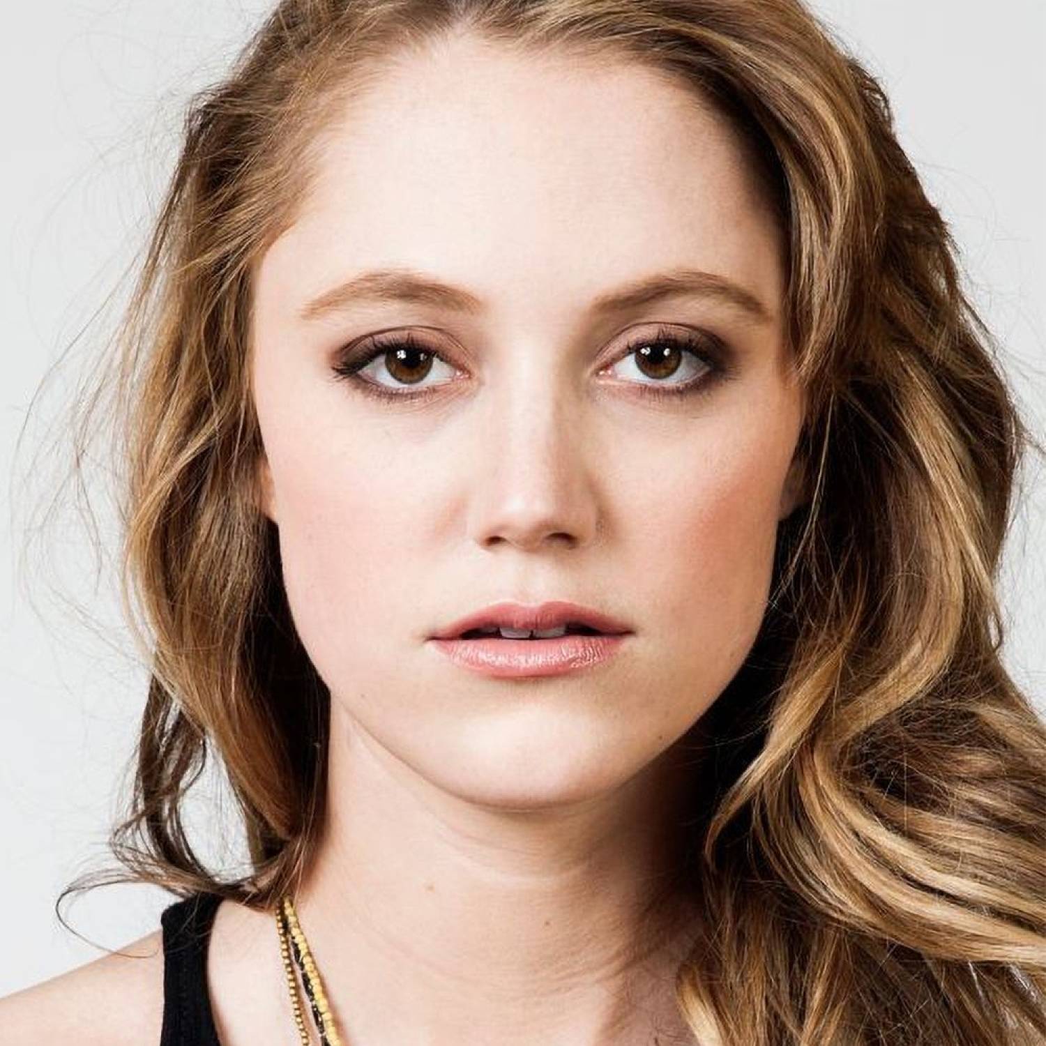 Maika Monroe photo