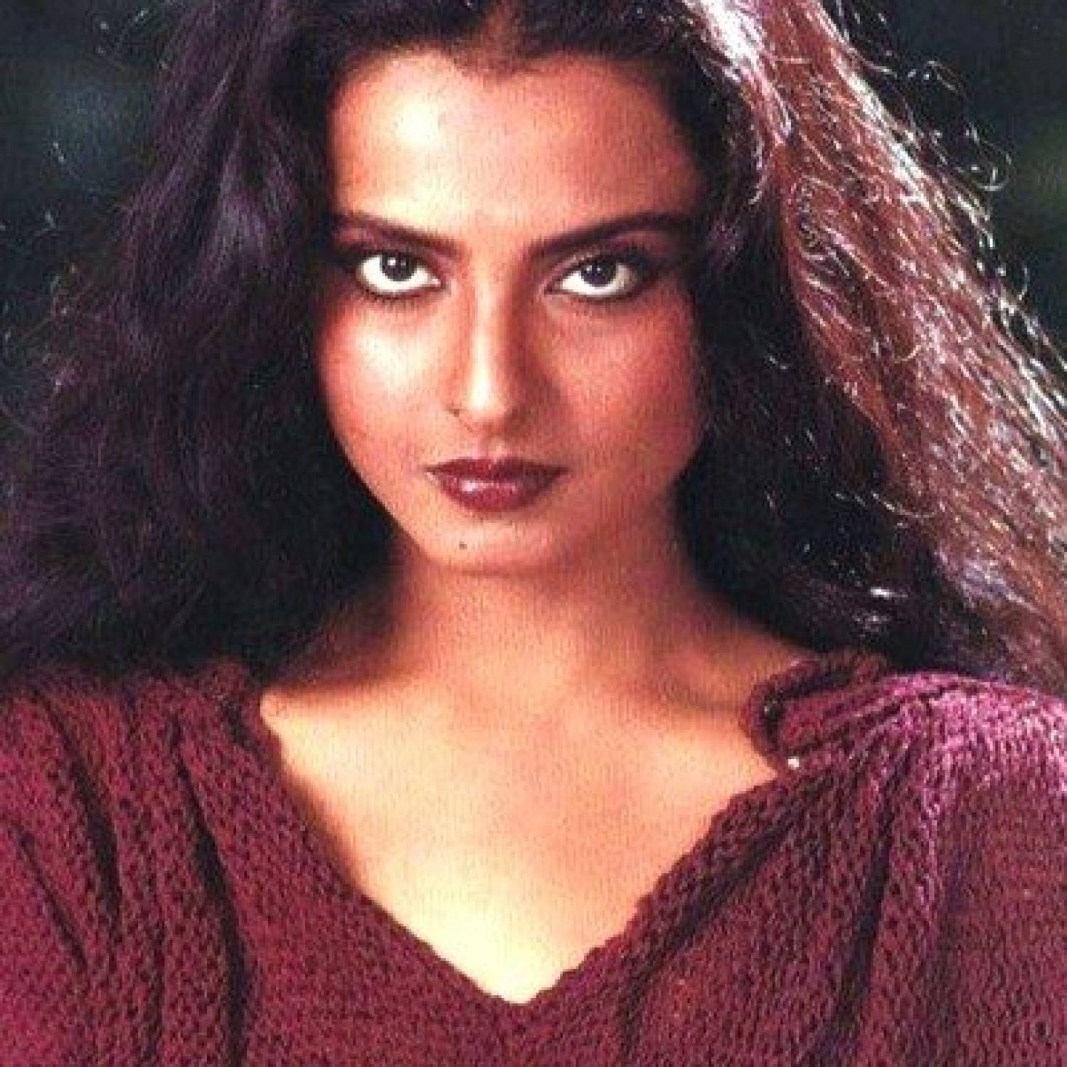 Rekha photo