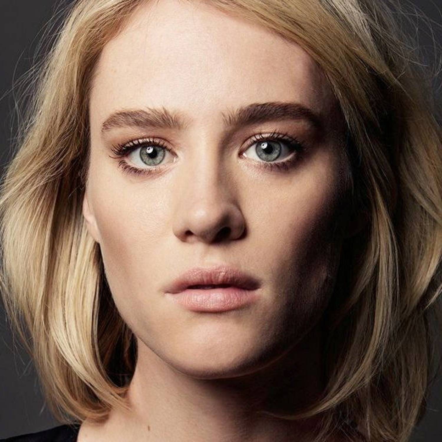 Mackenzie Davis photo