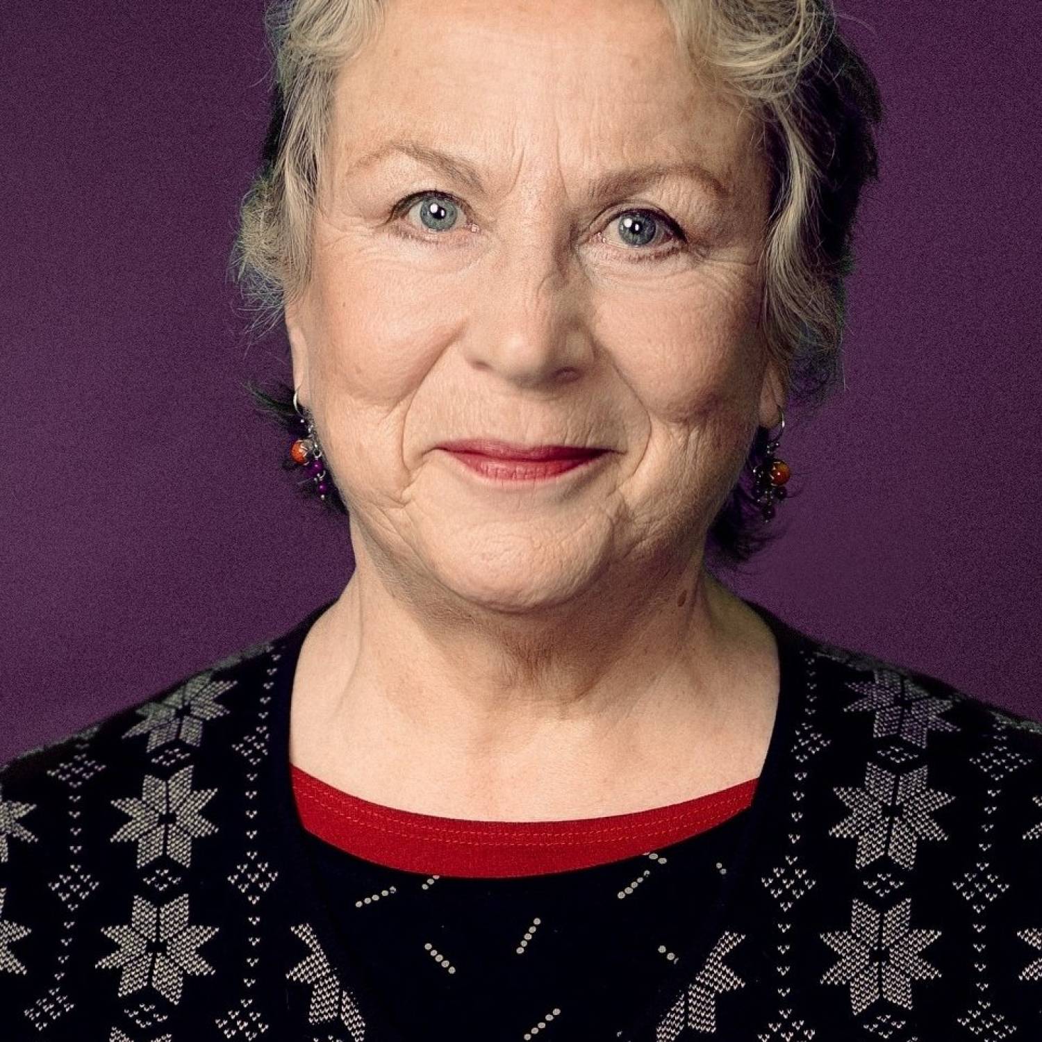 Pam Ferris photo