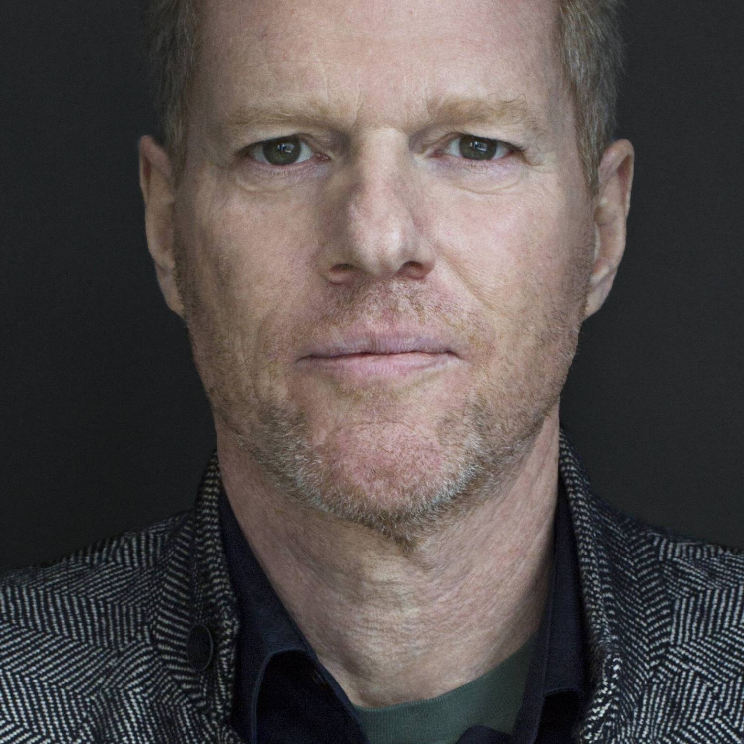 Noah Emmerich photo