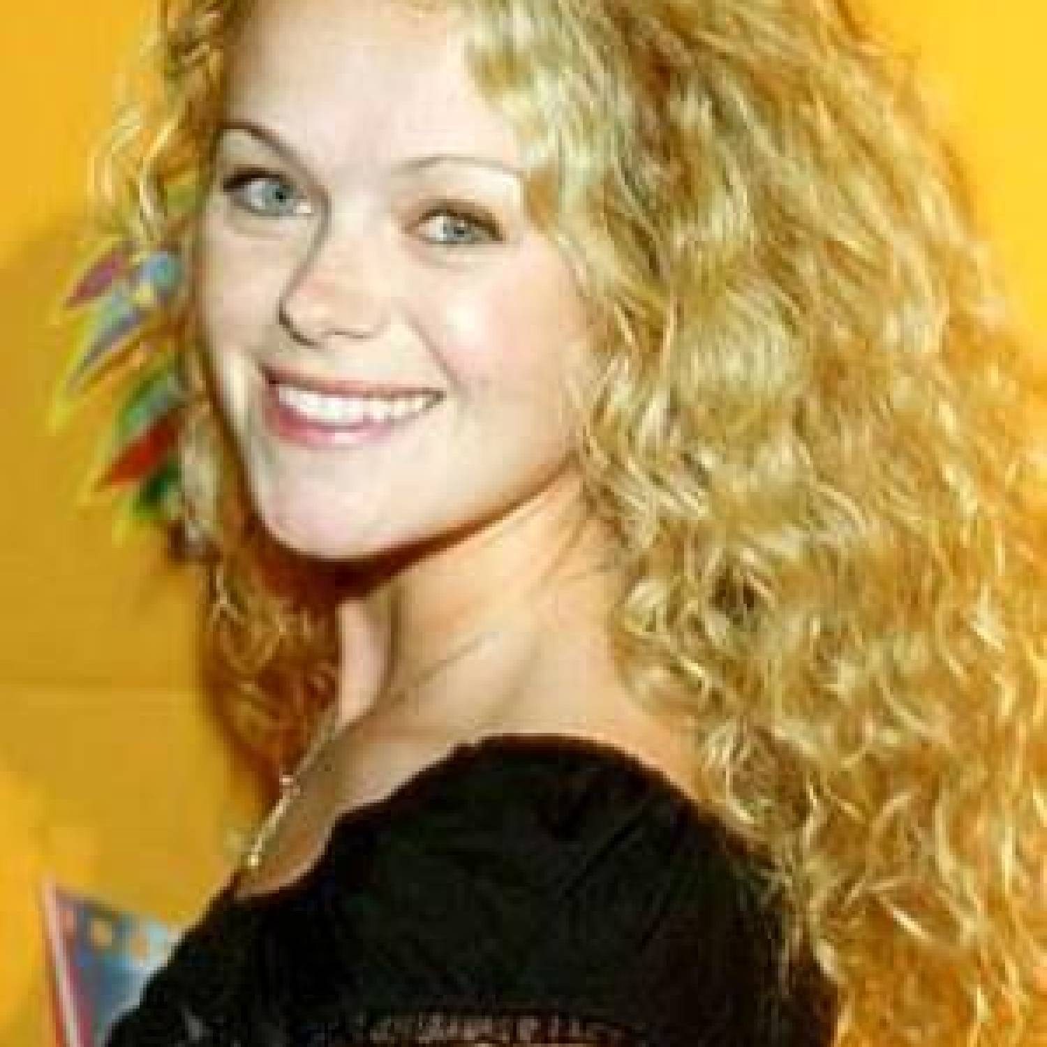 Buffy Charlet photo