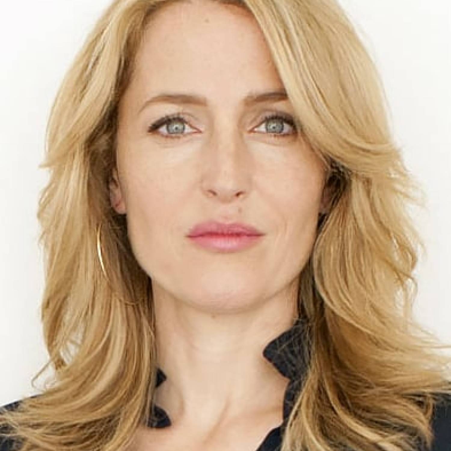 Gillian Anderson photo