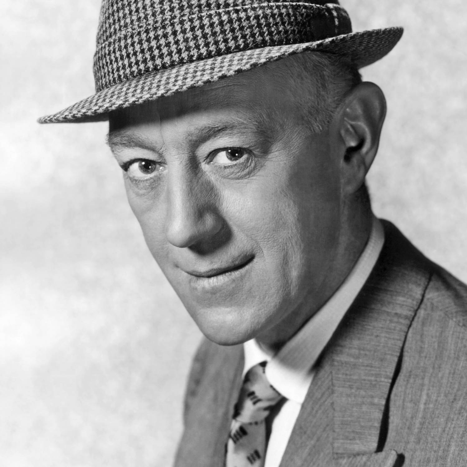 Alec Guinness photo