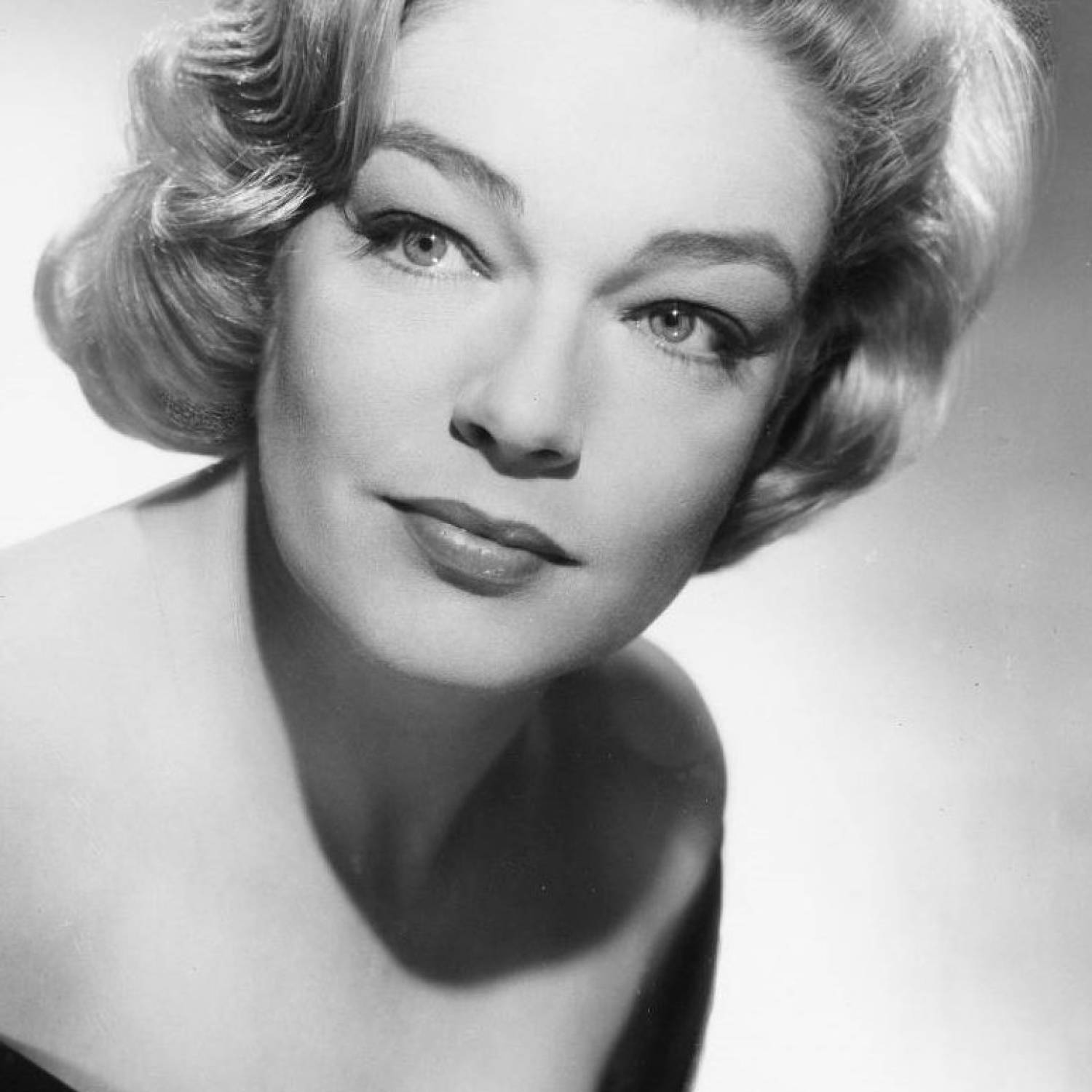Simone Signoret photo