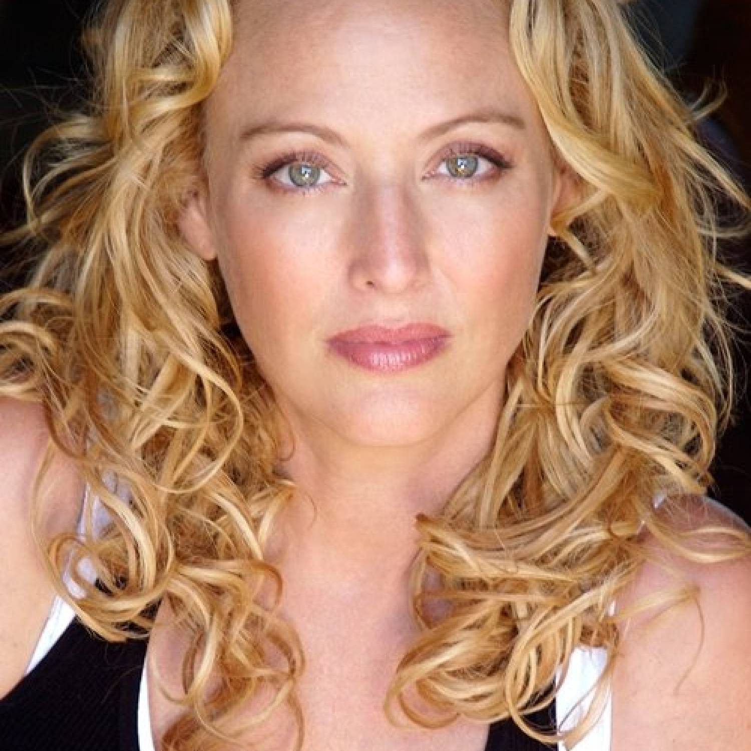 Virginia Madsen photo