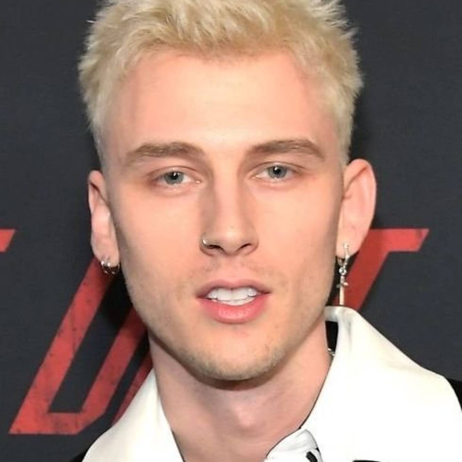 Machine Gun Kelly photo