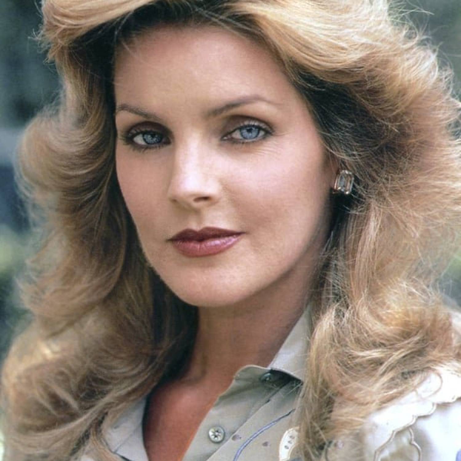 Priscilla Presley photo