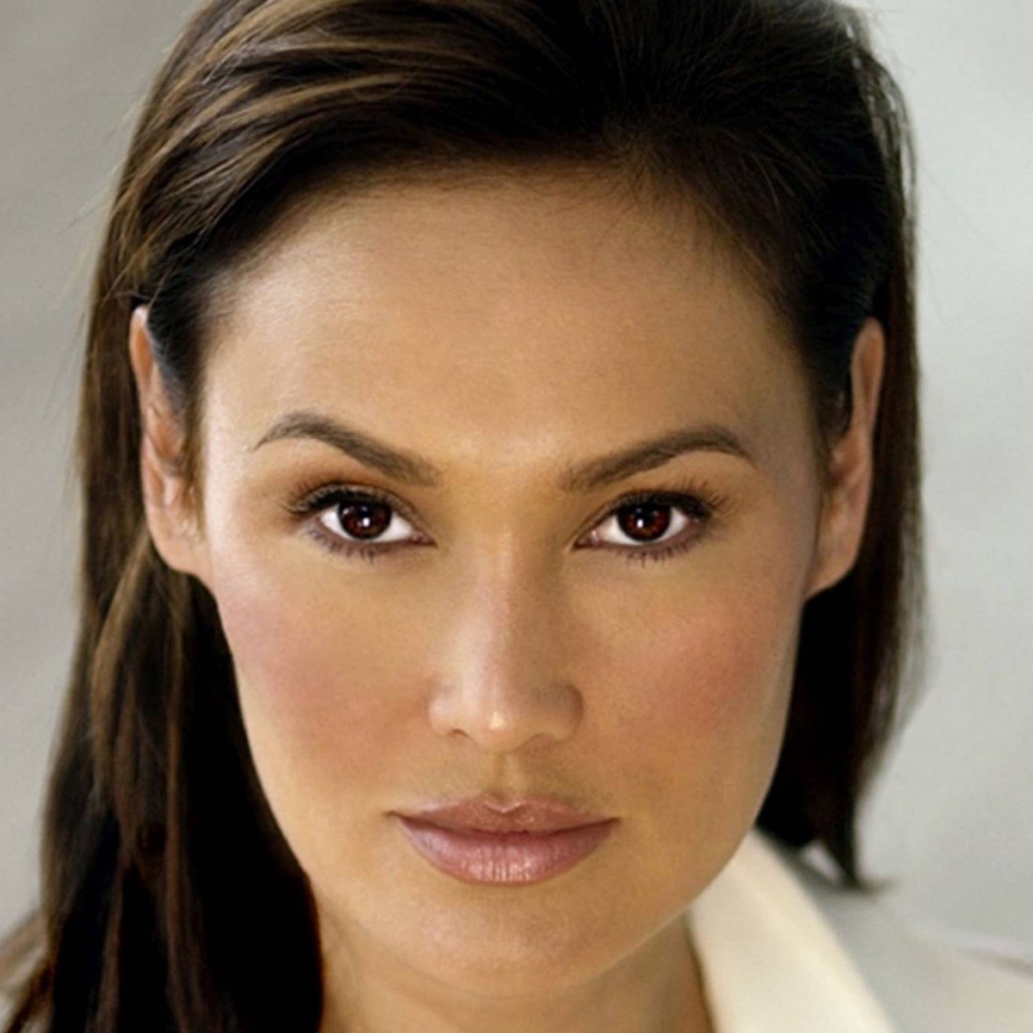 Tia Carrere photo