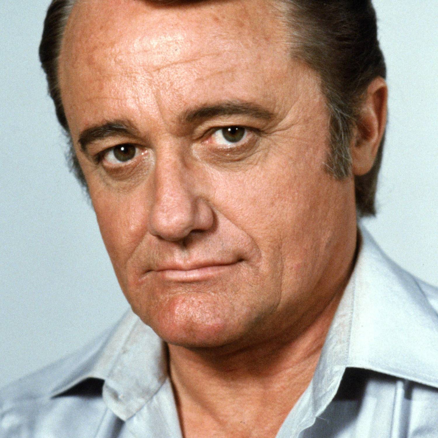 Robert Vaughn photo