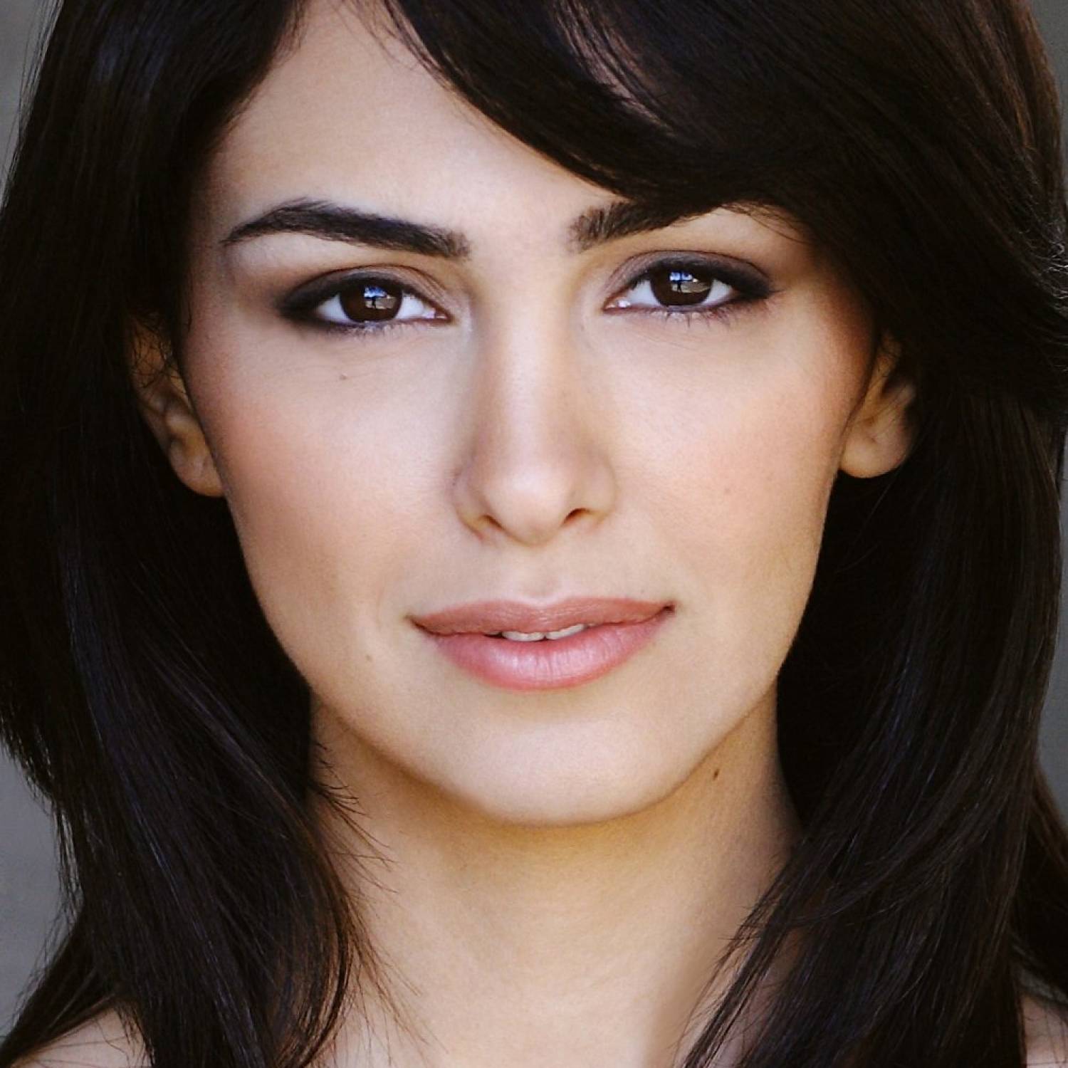 Nazanin Boniadi photo