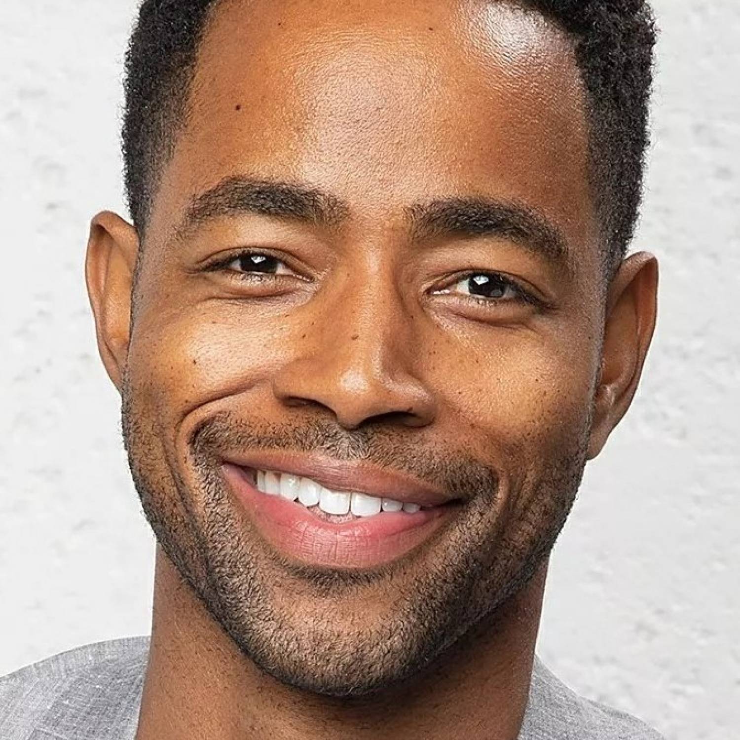 Jay Ellis photo