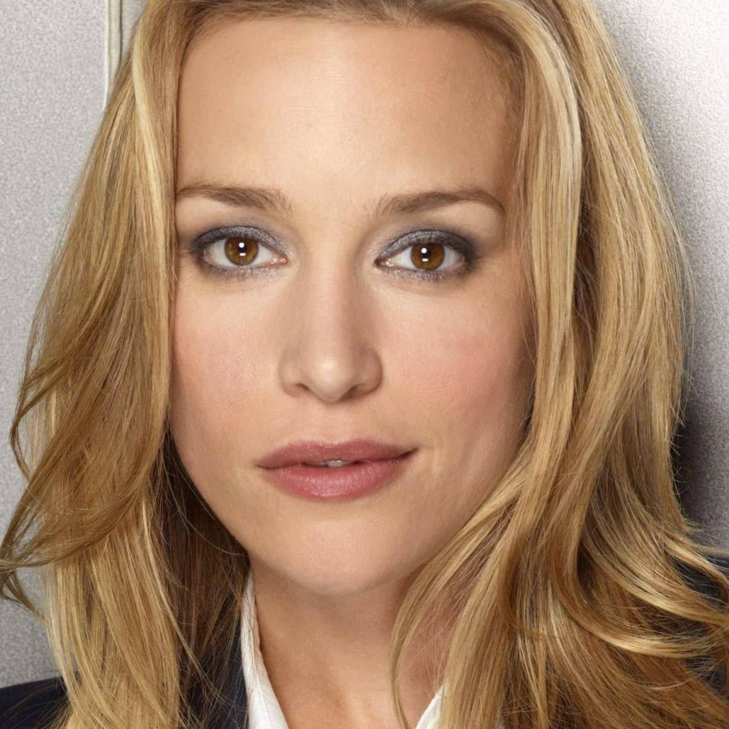 Piper Perabo photo