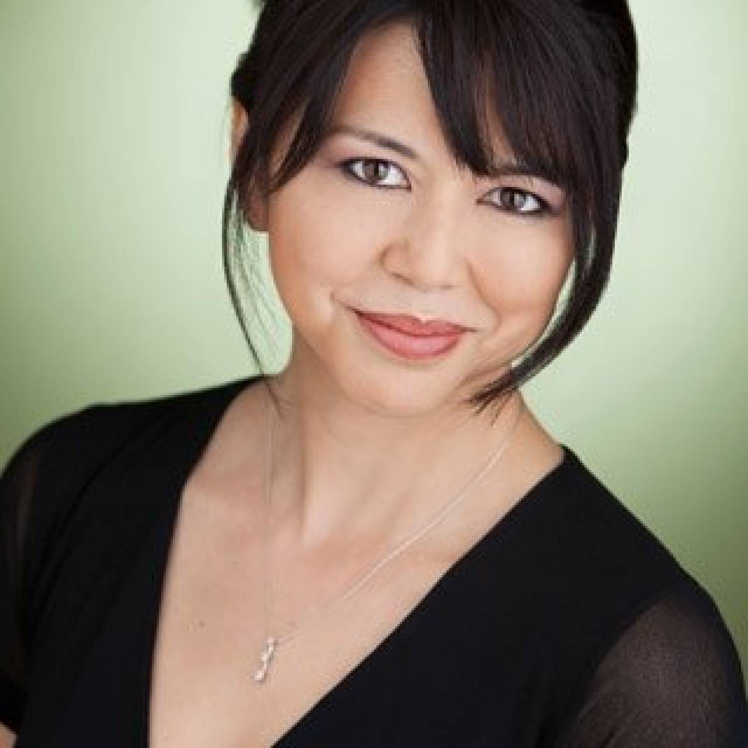 Yumi Iwama photo