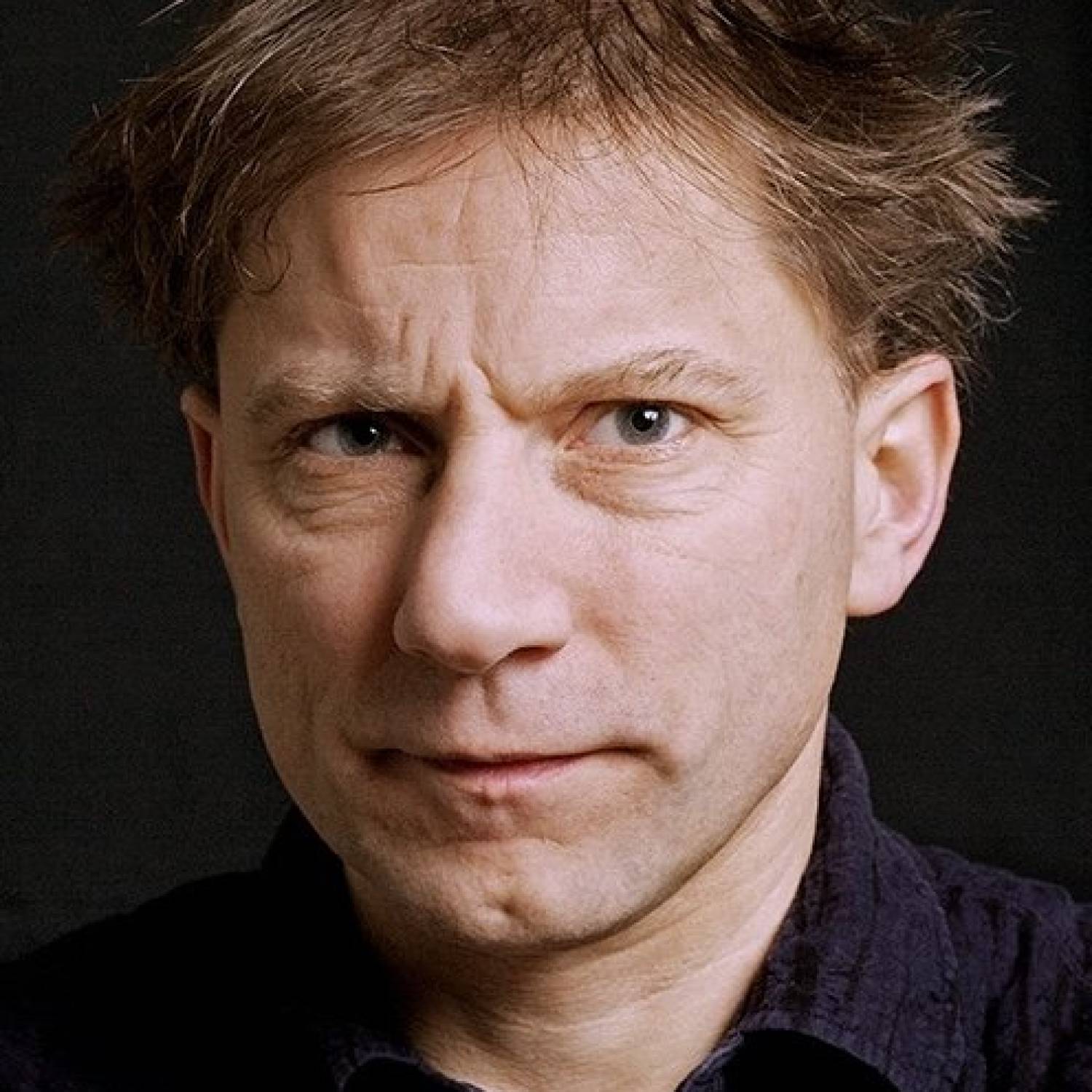 Simon McBurney photo