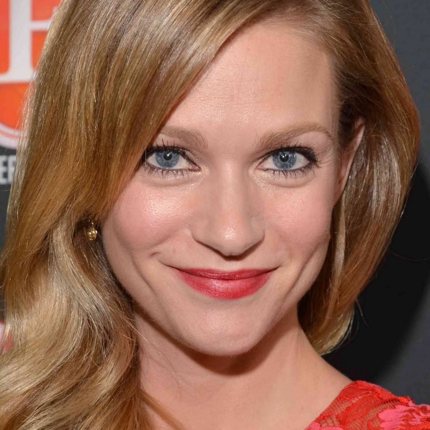 A.J. Cook photo