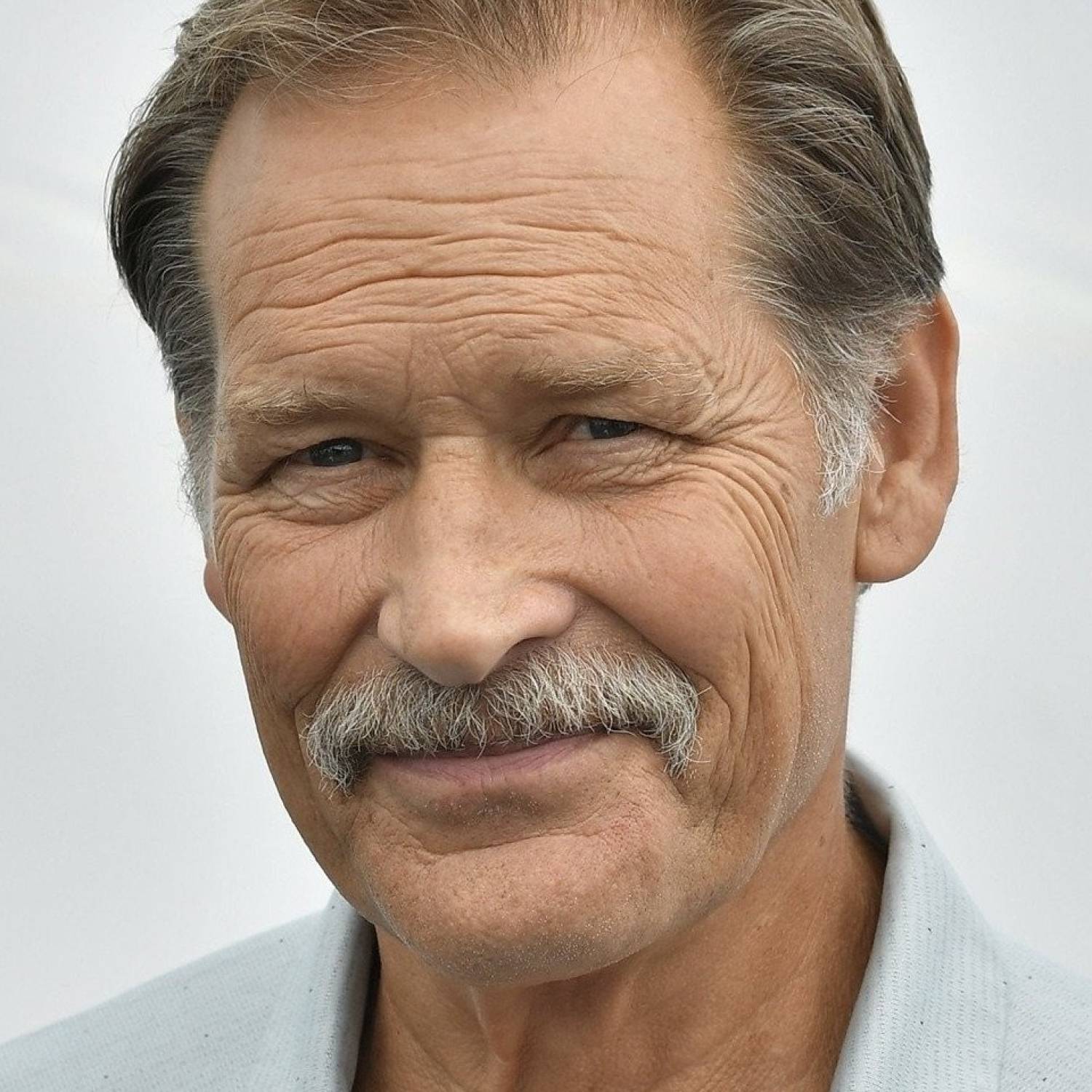 James Remar photo