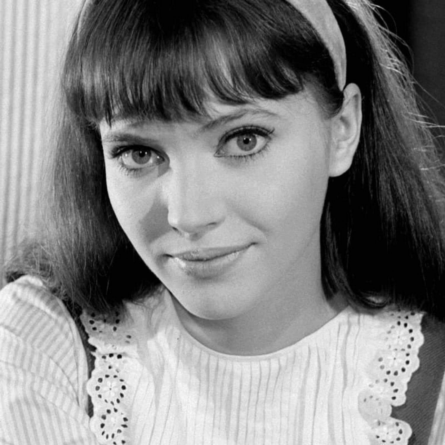 Anna Karina photo