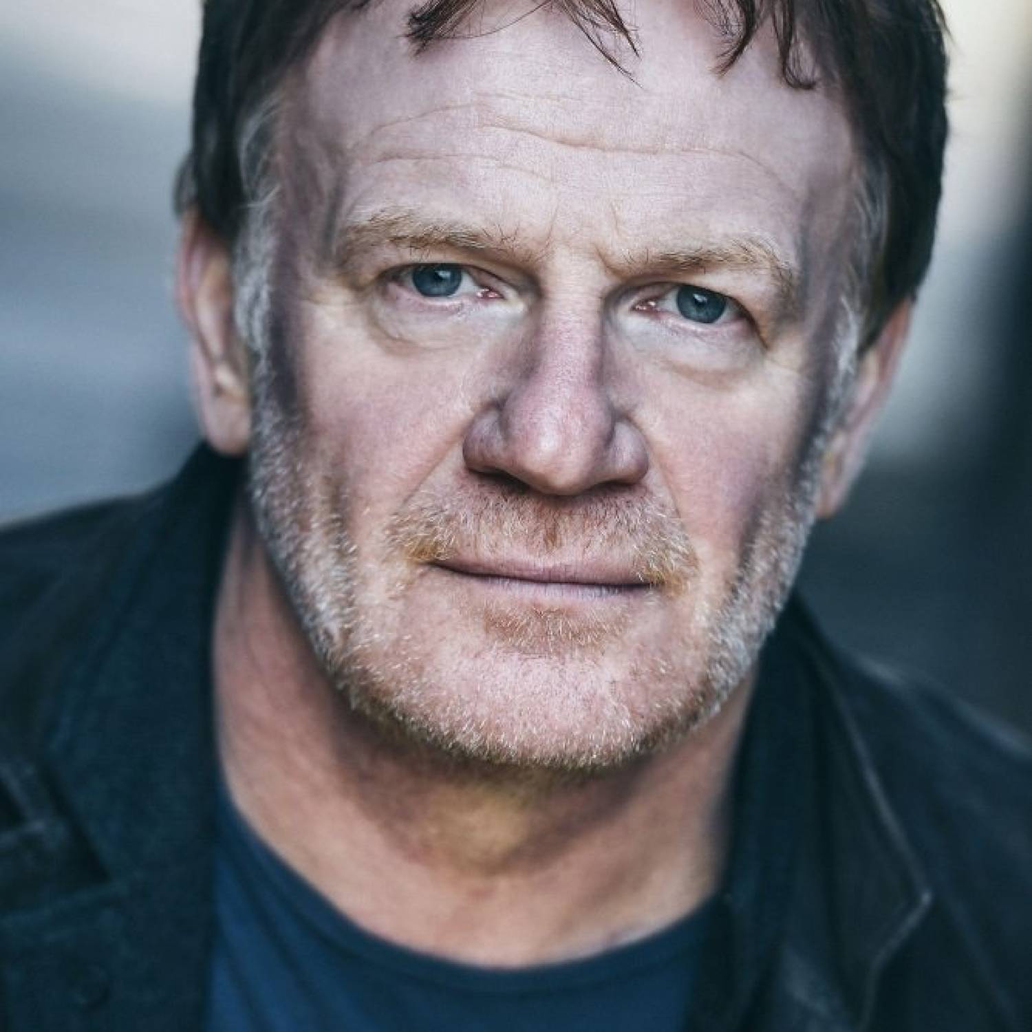 Mark Lewis Jones photo