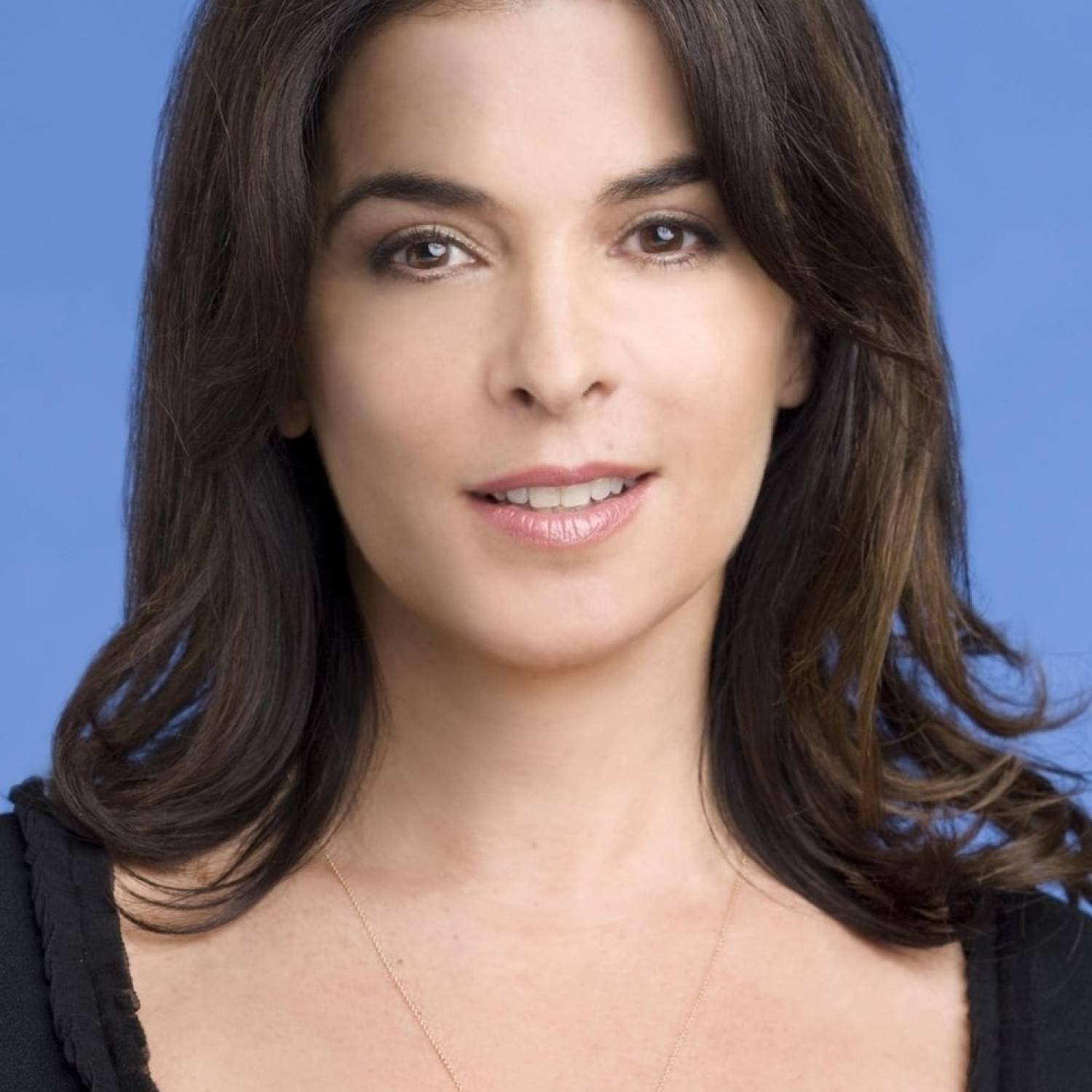 Annabella Sciorra photo