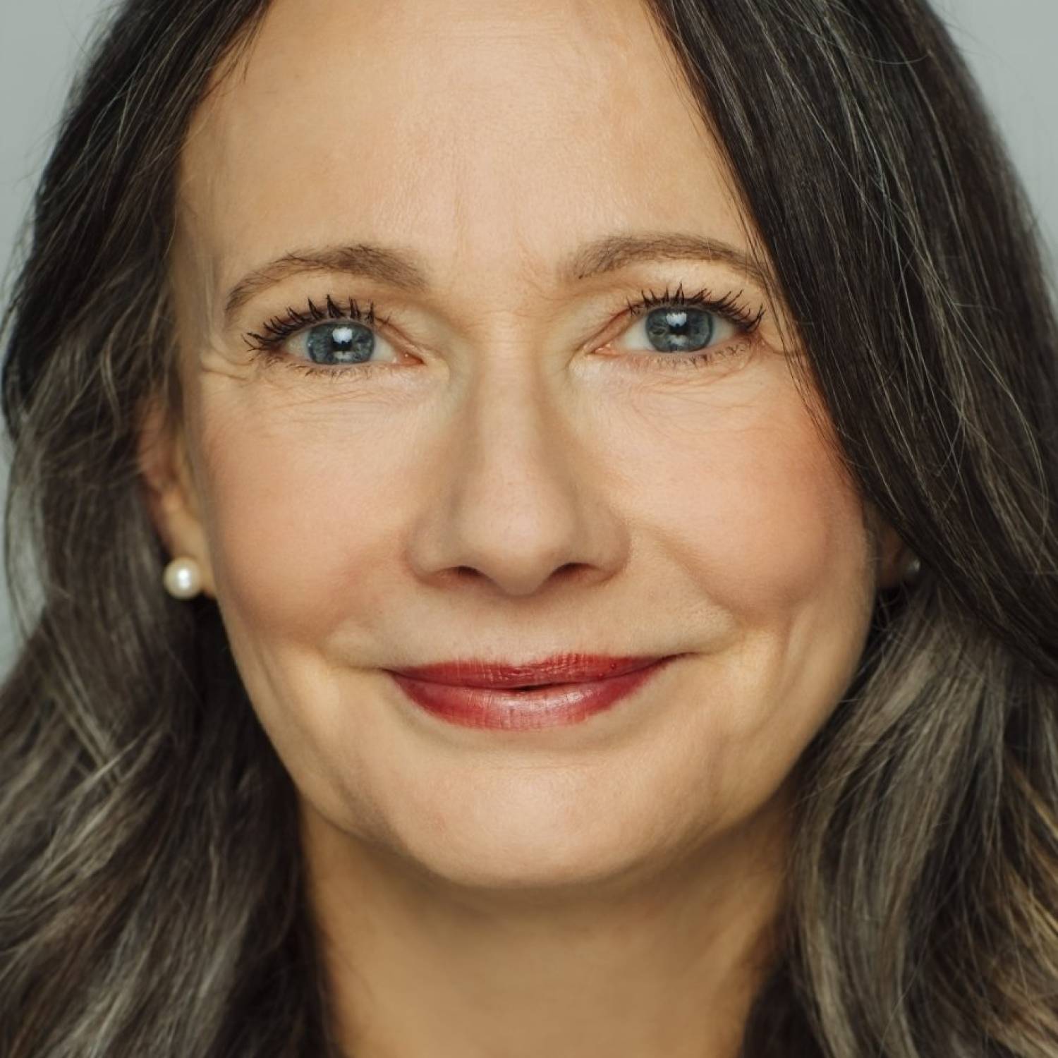 Miriam Smith photo