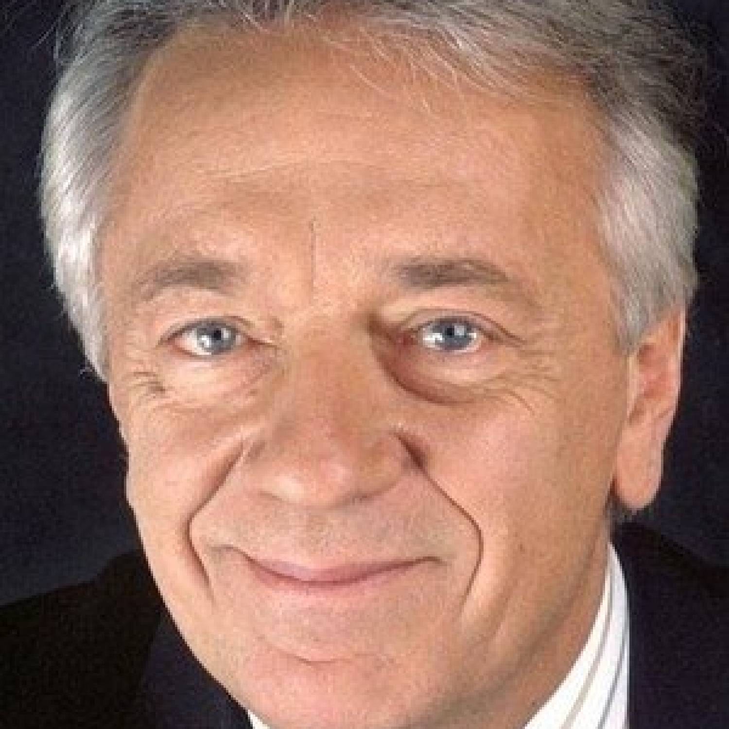 Jean-Pierre Cassel photo