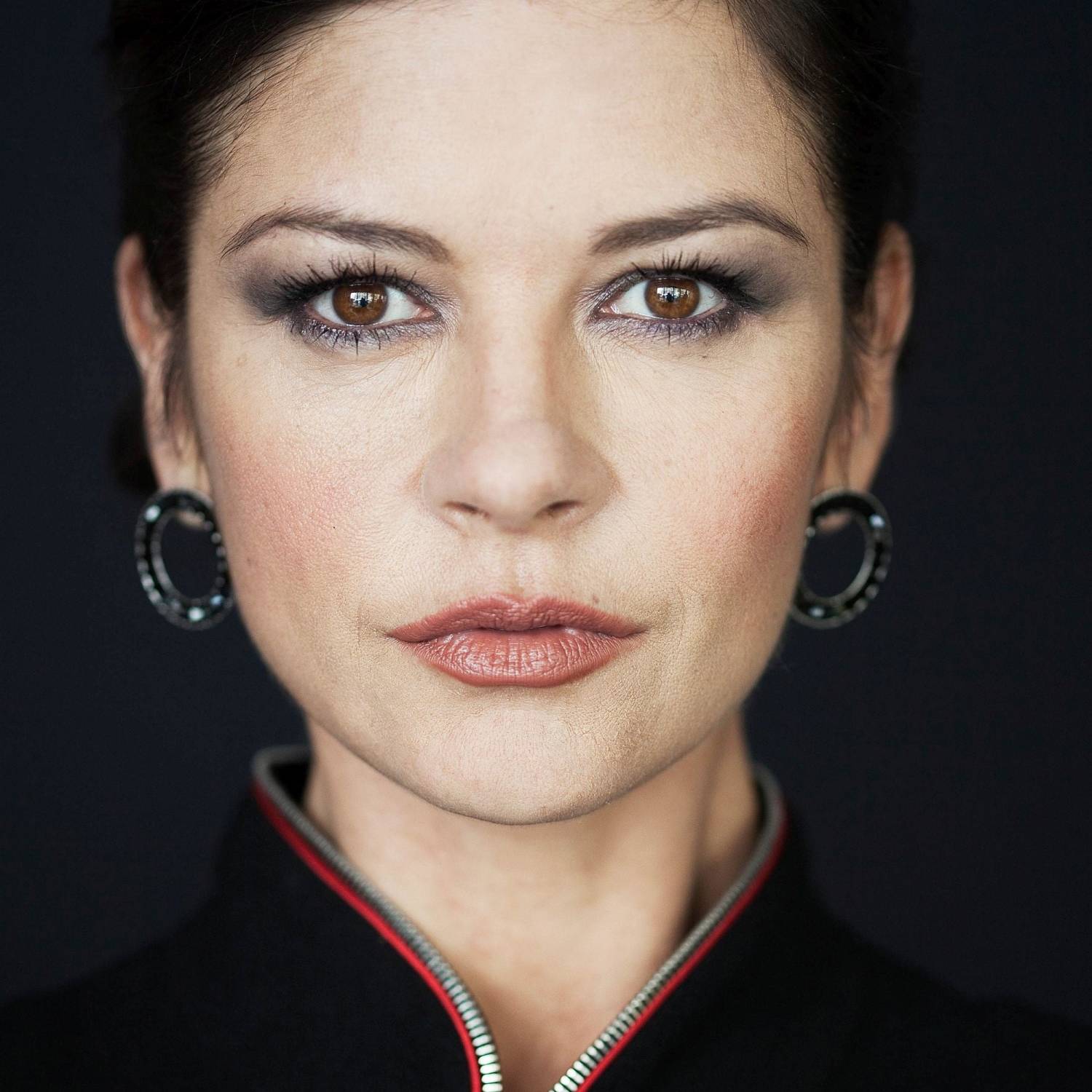 Catherine Zeta-Jones photo