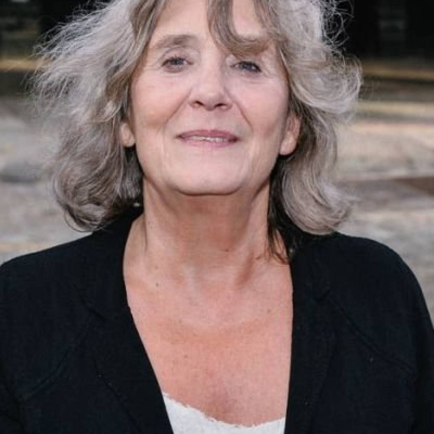 Margot Leicester photo