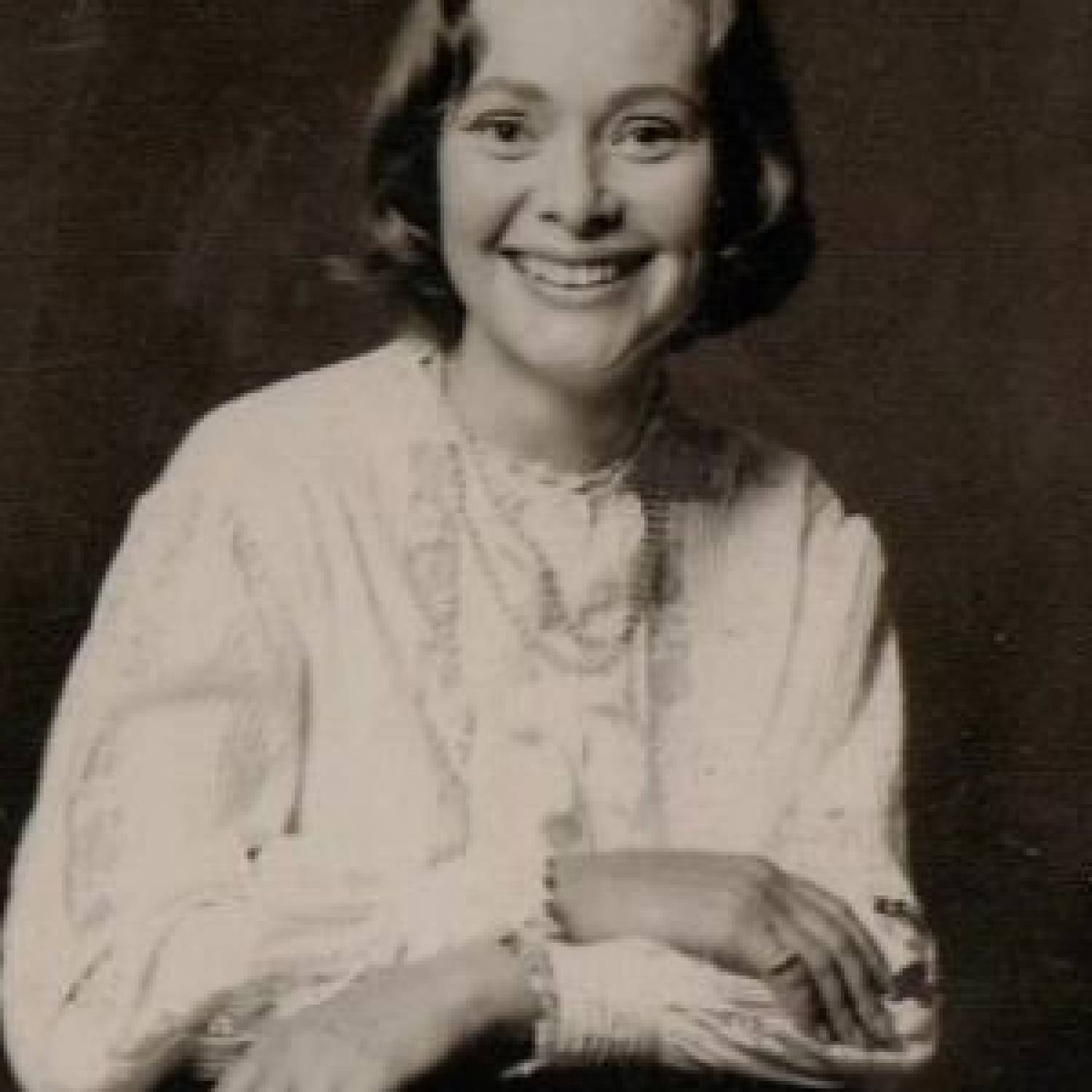 Daphne Neville photo