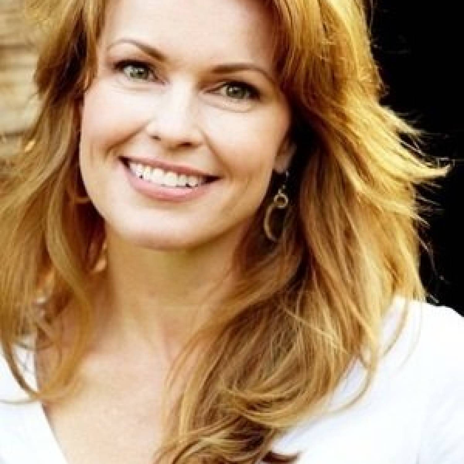 Cindy Lentol photo