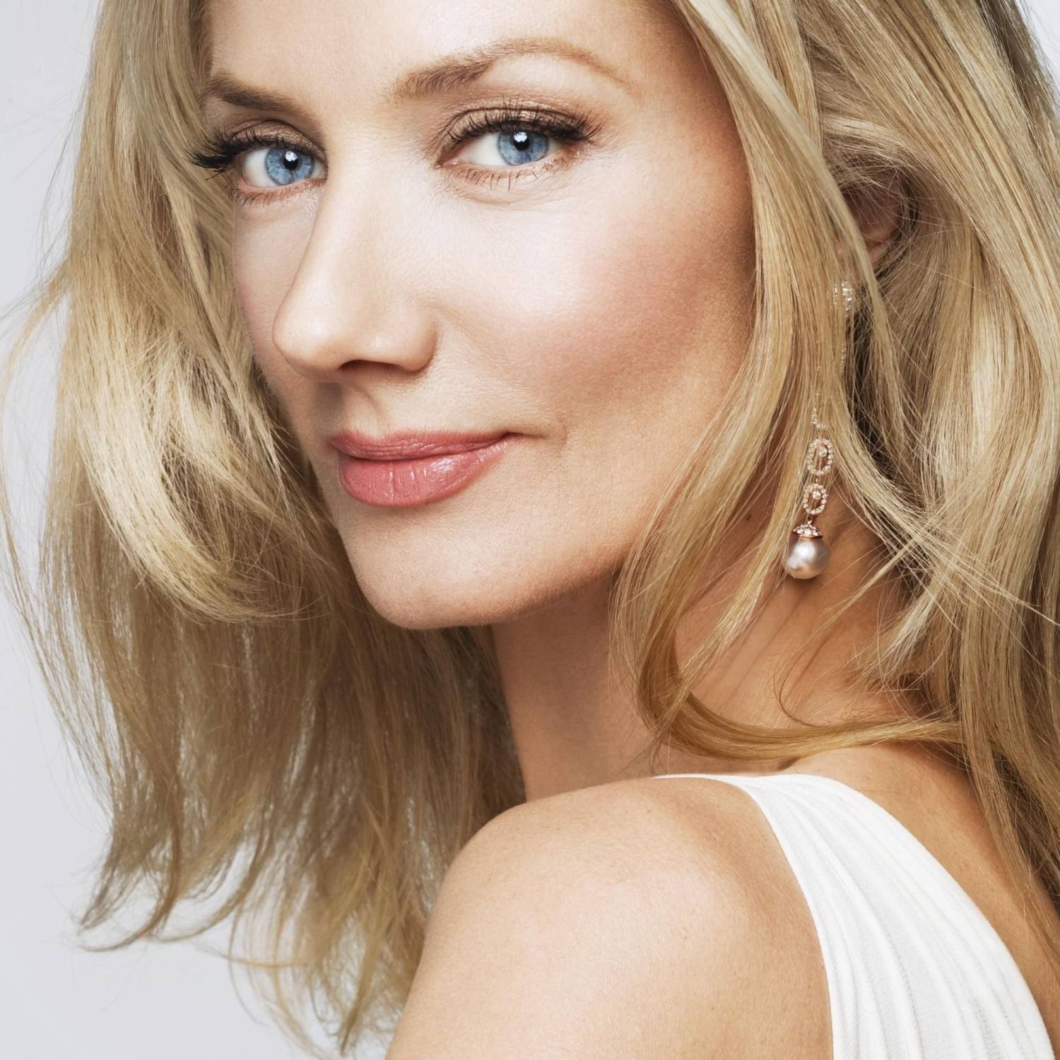 Joely Richardson photo