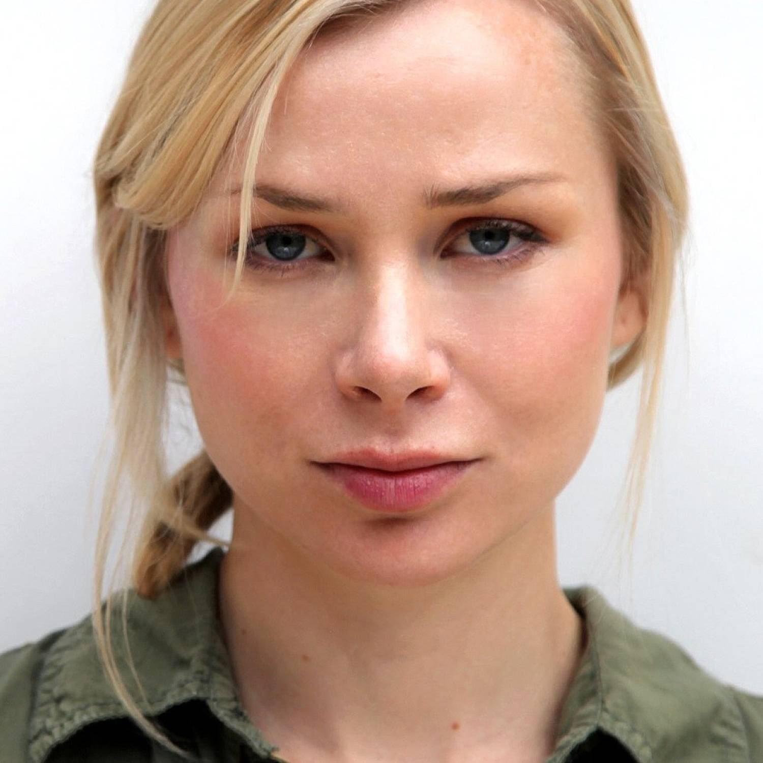 Mika Boorem photo