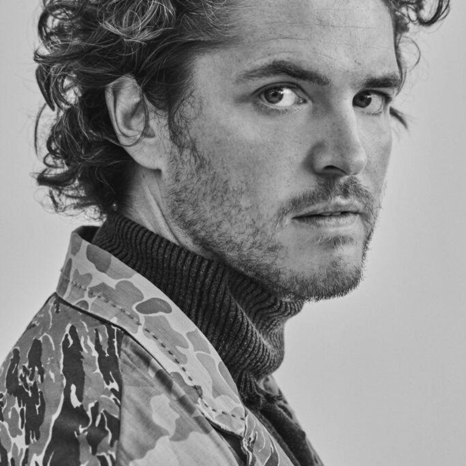 Philip Ettinger photo