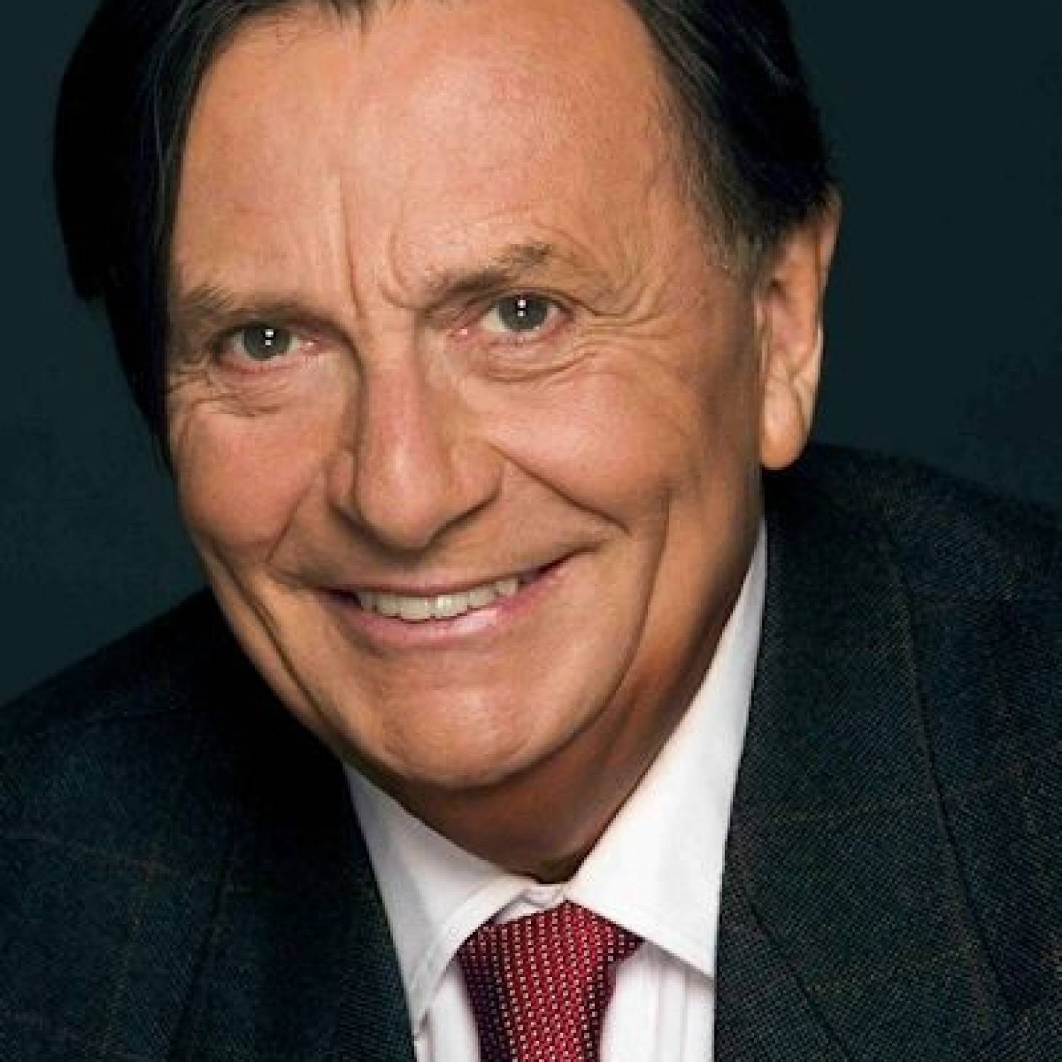 Barry Humphries photo