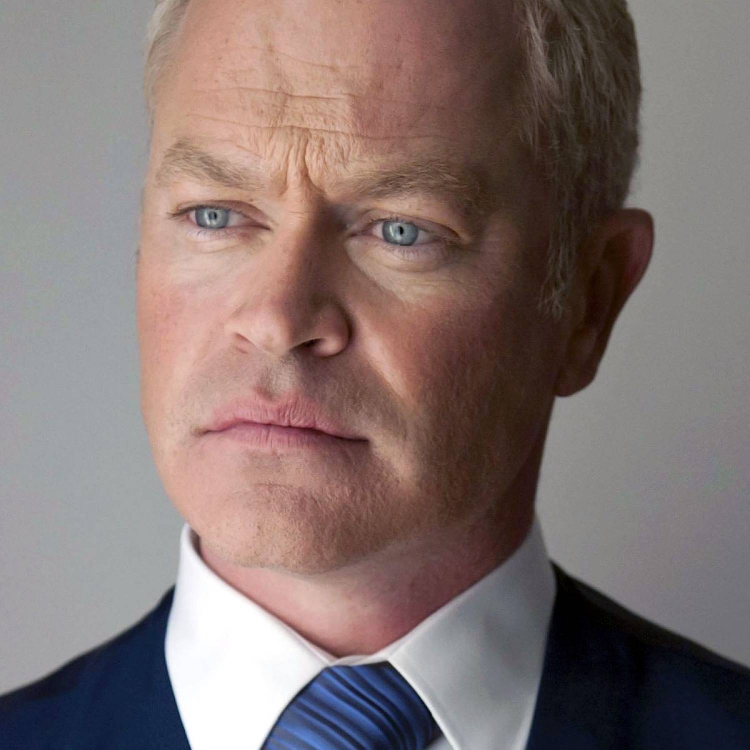 Neal McDonough photo