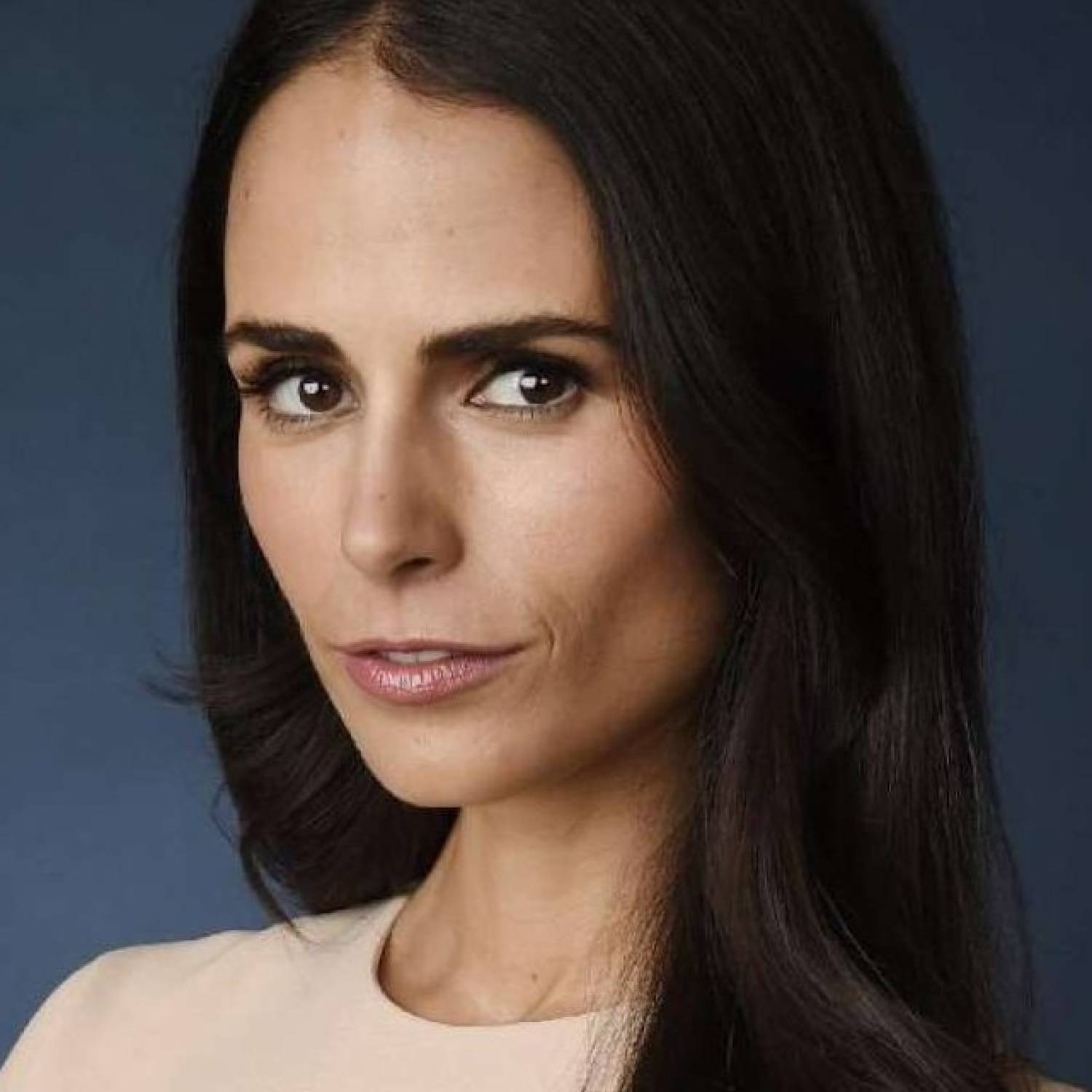 Jordana Brewster photo