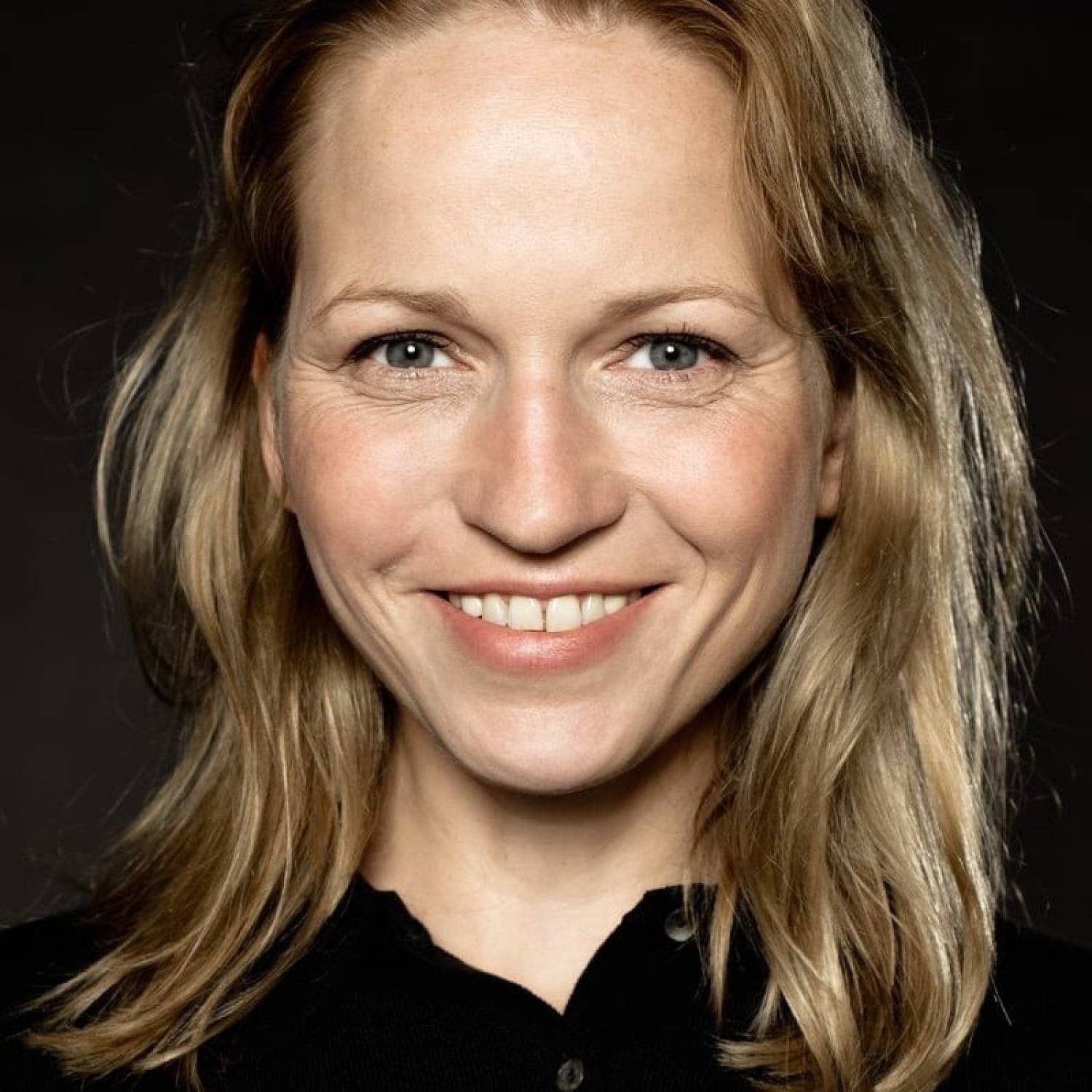 Julia Hummer photo