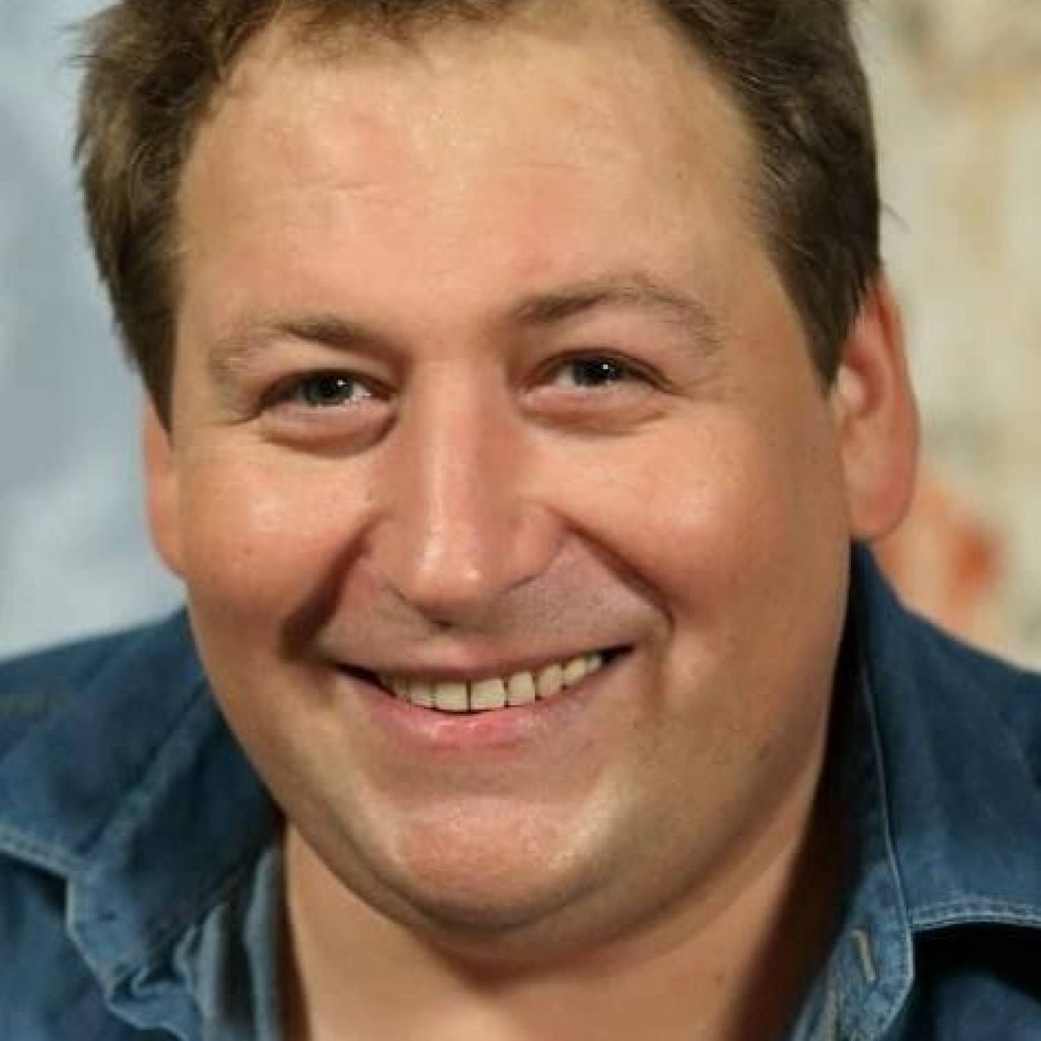 Stanislav Duzhnikov photo