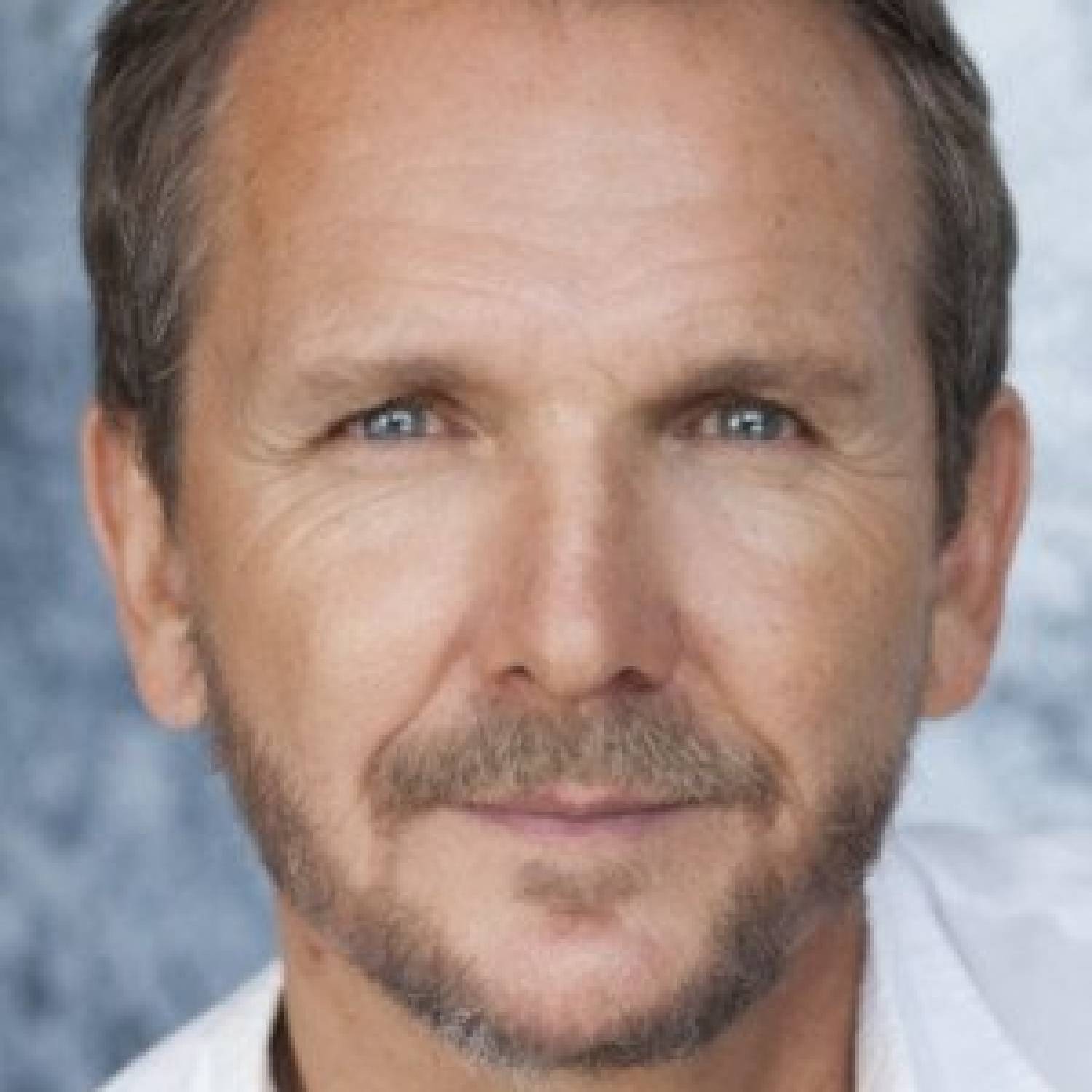 Sebastian Roché photo