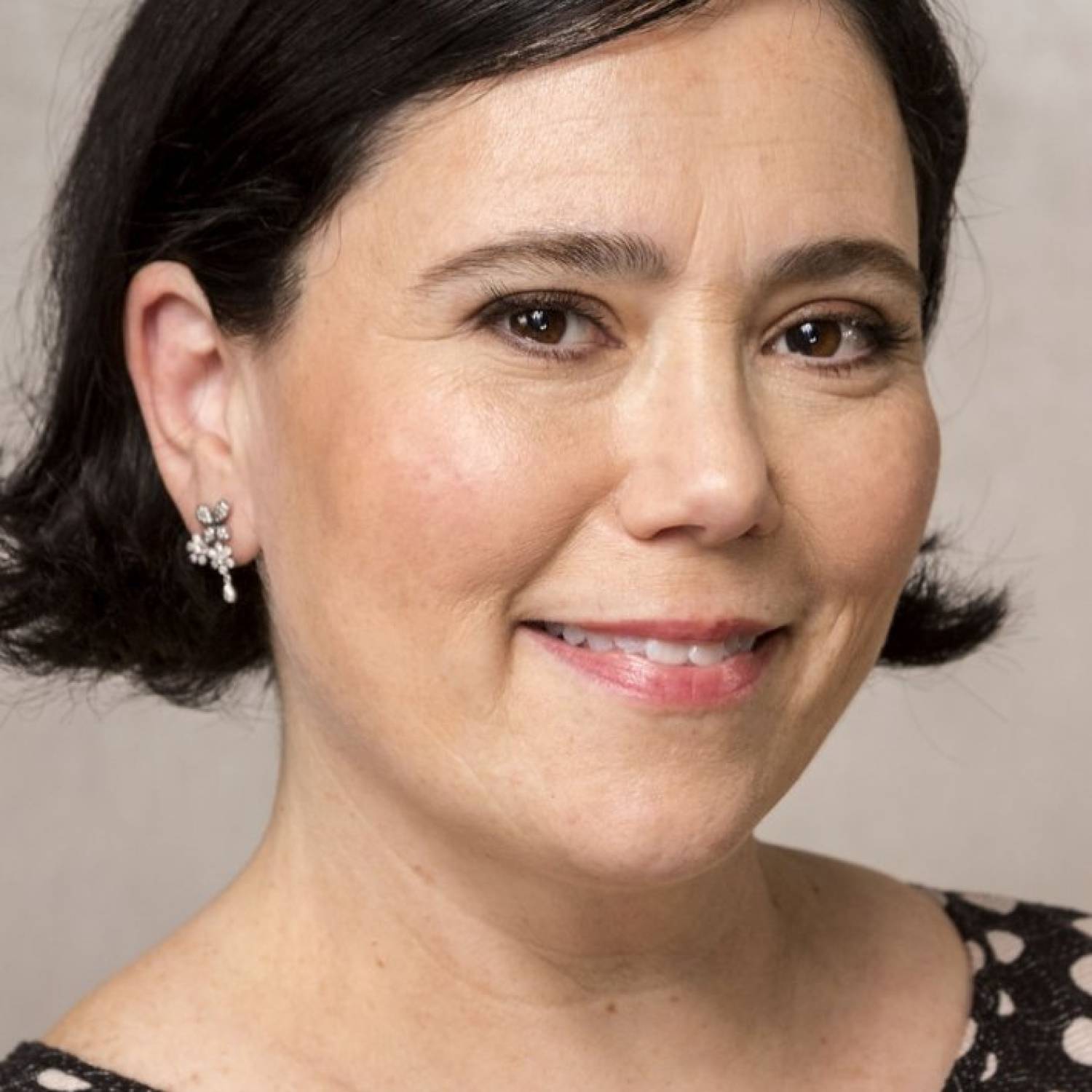 Alex Borstein photo
