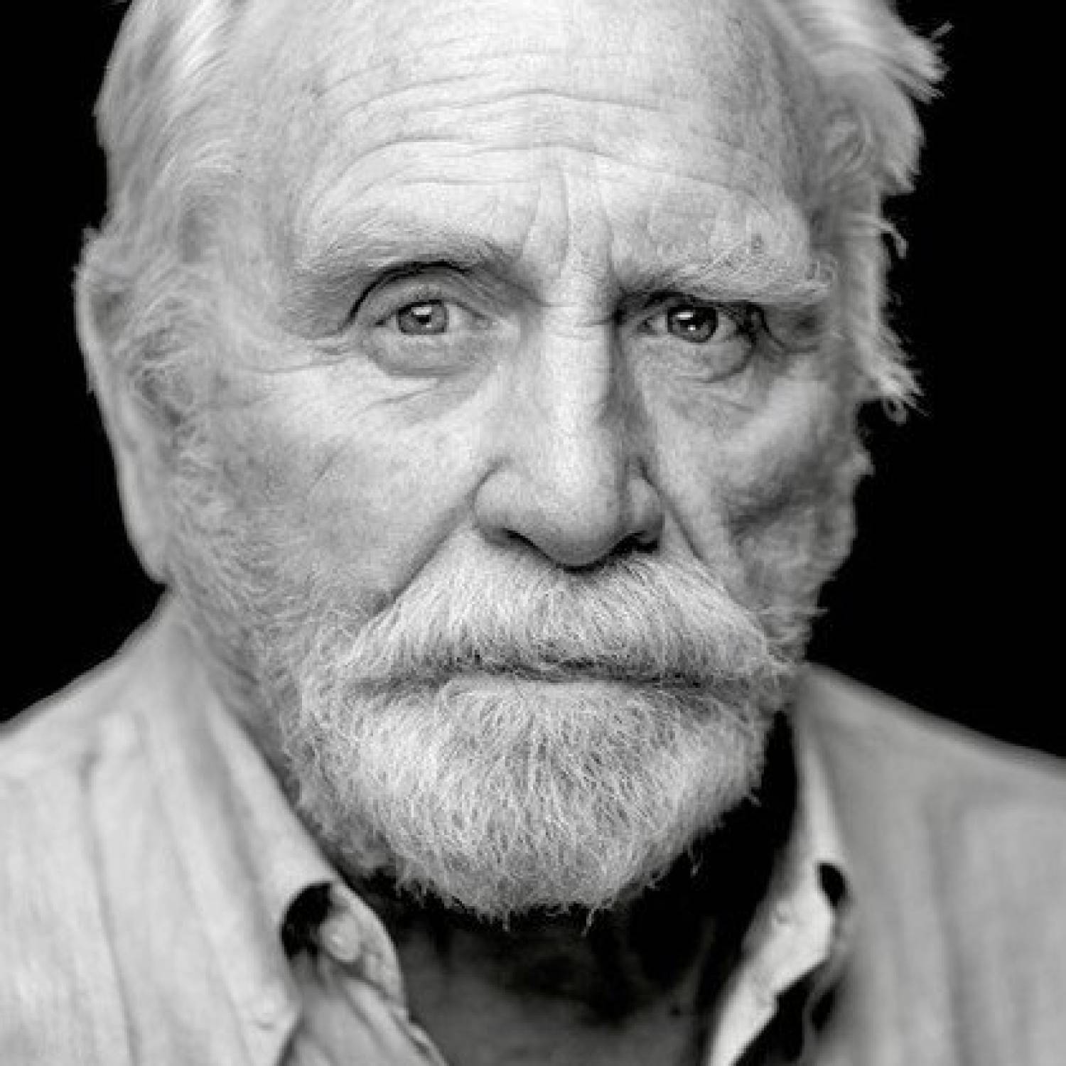 James Cosmo photo