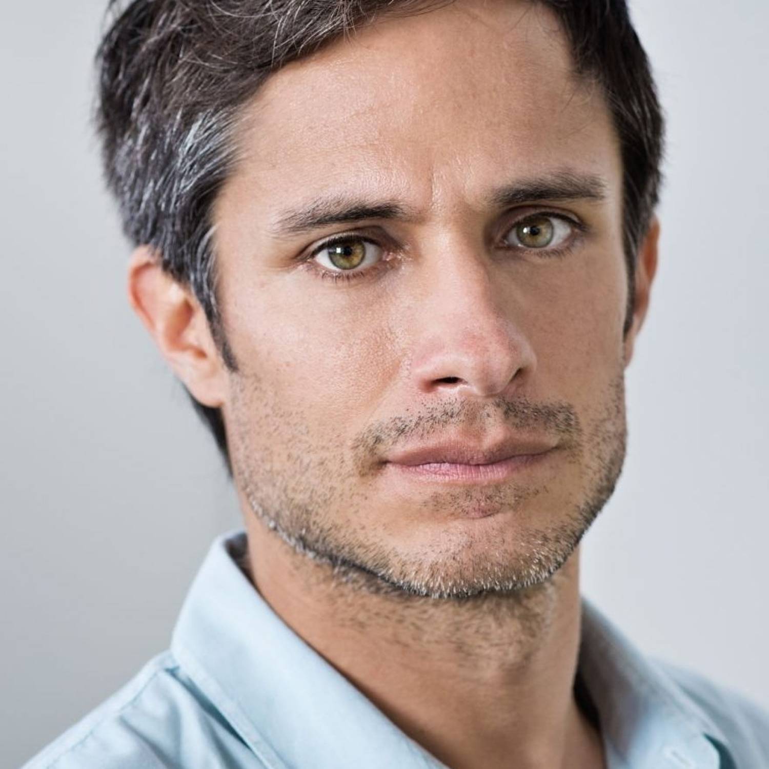 Gael García Bernal photo