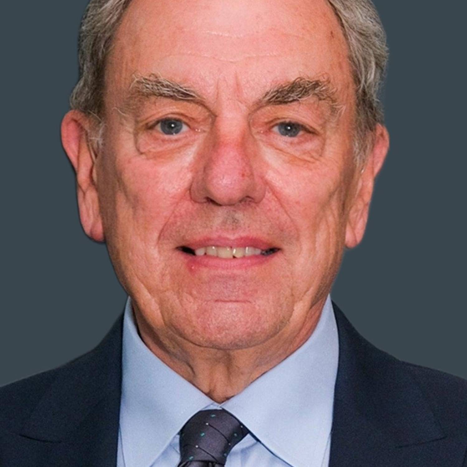 Alun Armstrong photo