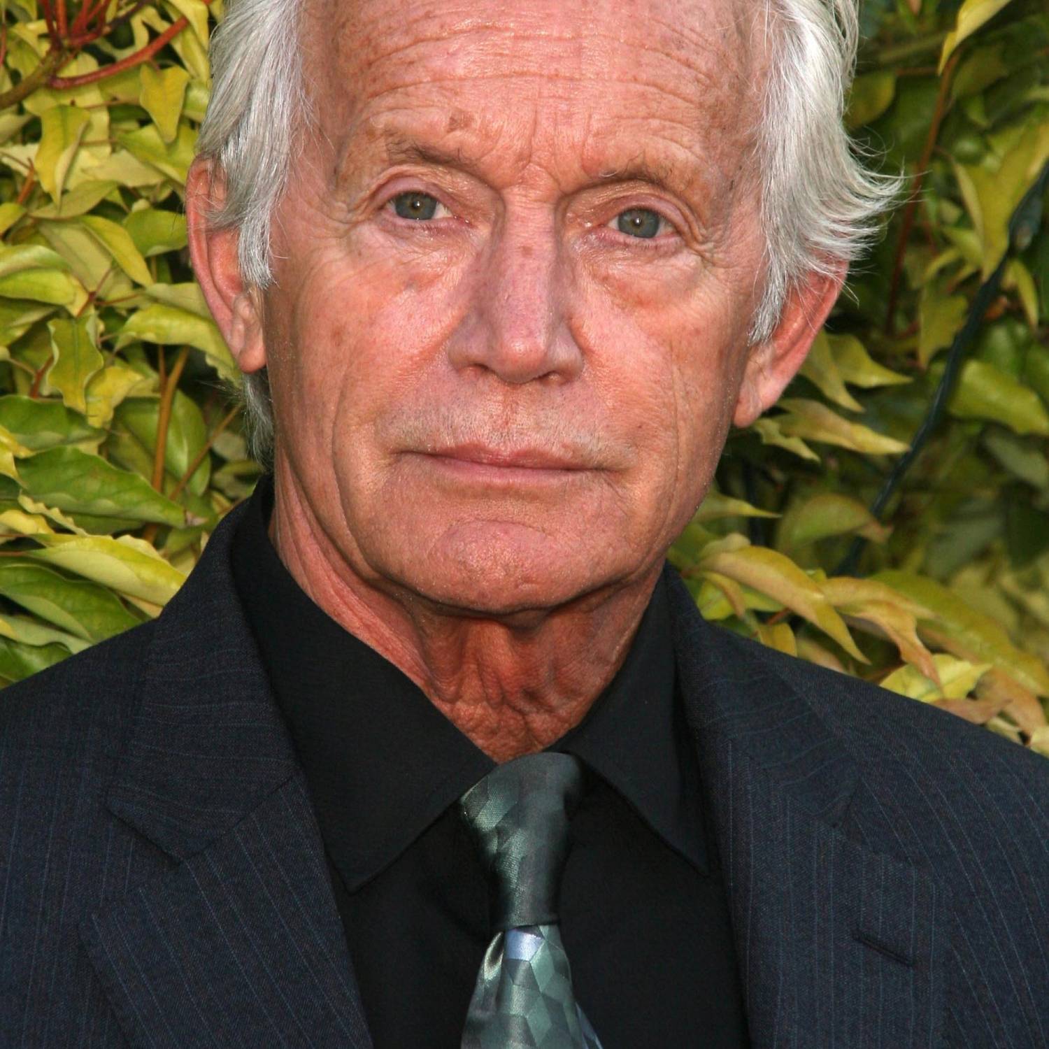 Lance Henriksen photo